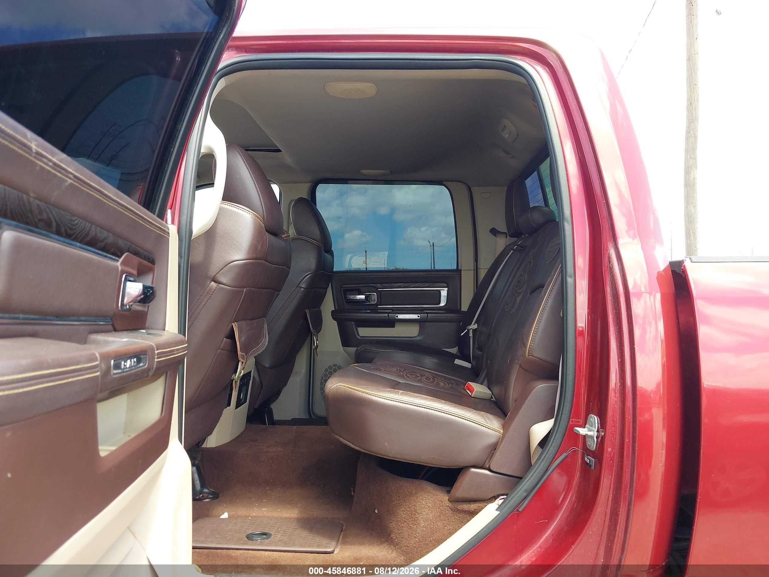 2014 Ram 2500 Longhorn Maroon vin: 3C6UR5GL2EG266134
