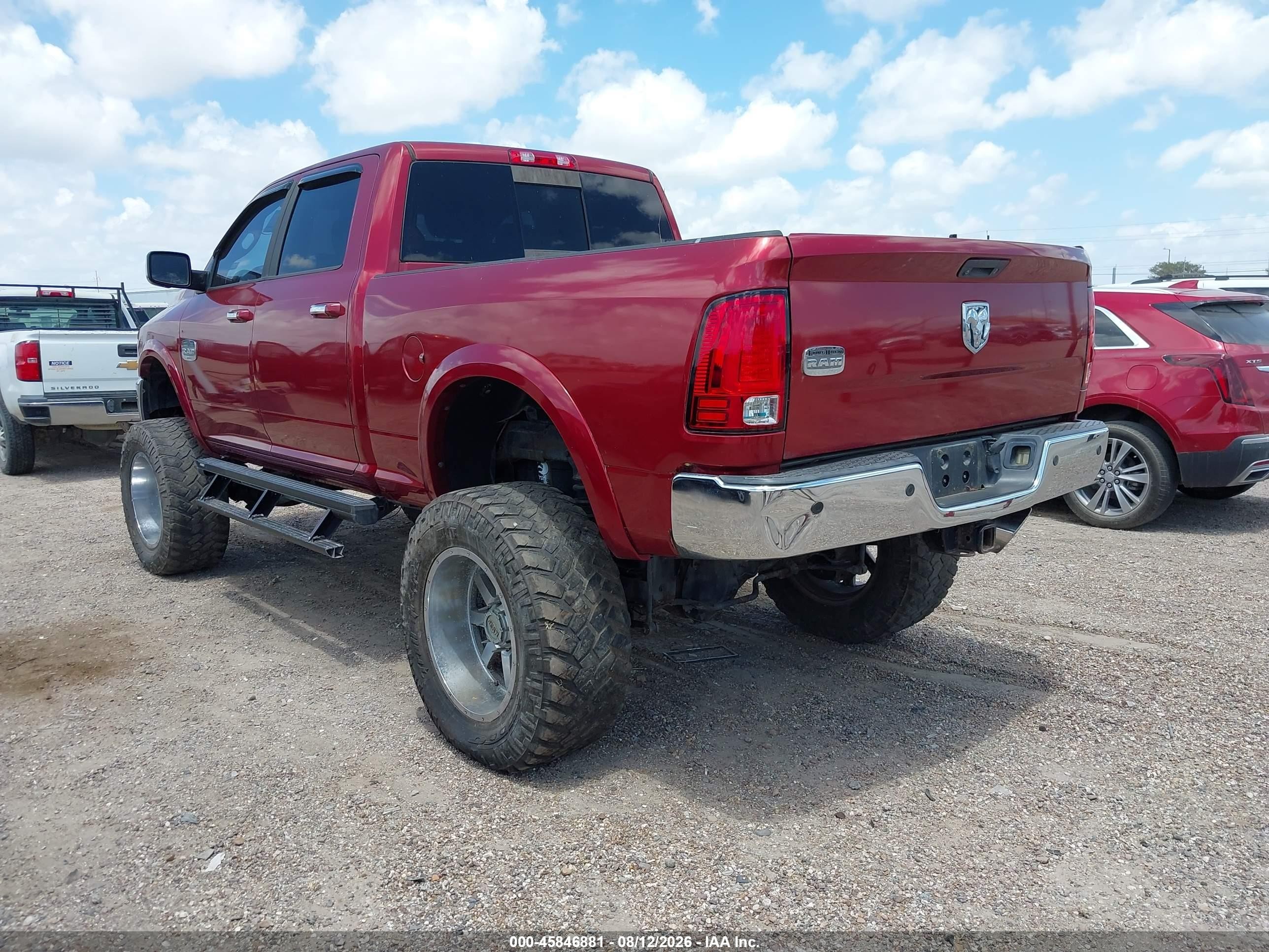 2014 Ram 2500 Longhorn Maroon vin: 3C6UR5GL2EG266134