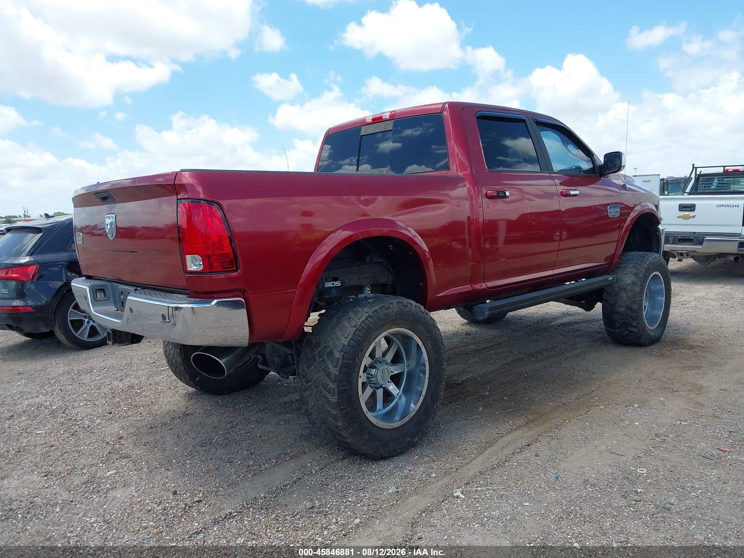 2014 Ram 2500 Longhorn Maroon vin: 3C6UR5GL2EG266134