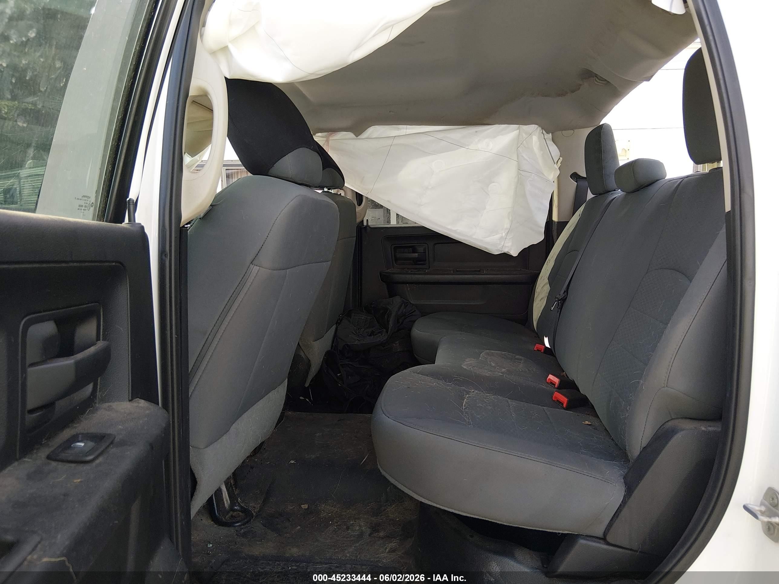 2015 Ram 2500 Tradesman White vin: 3C6UR5HJ0FG558296
