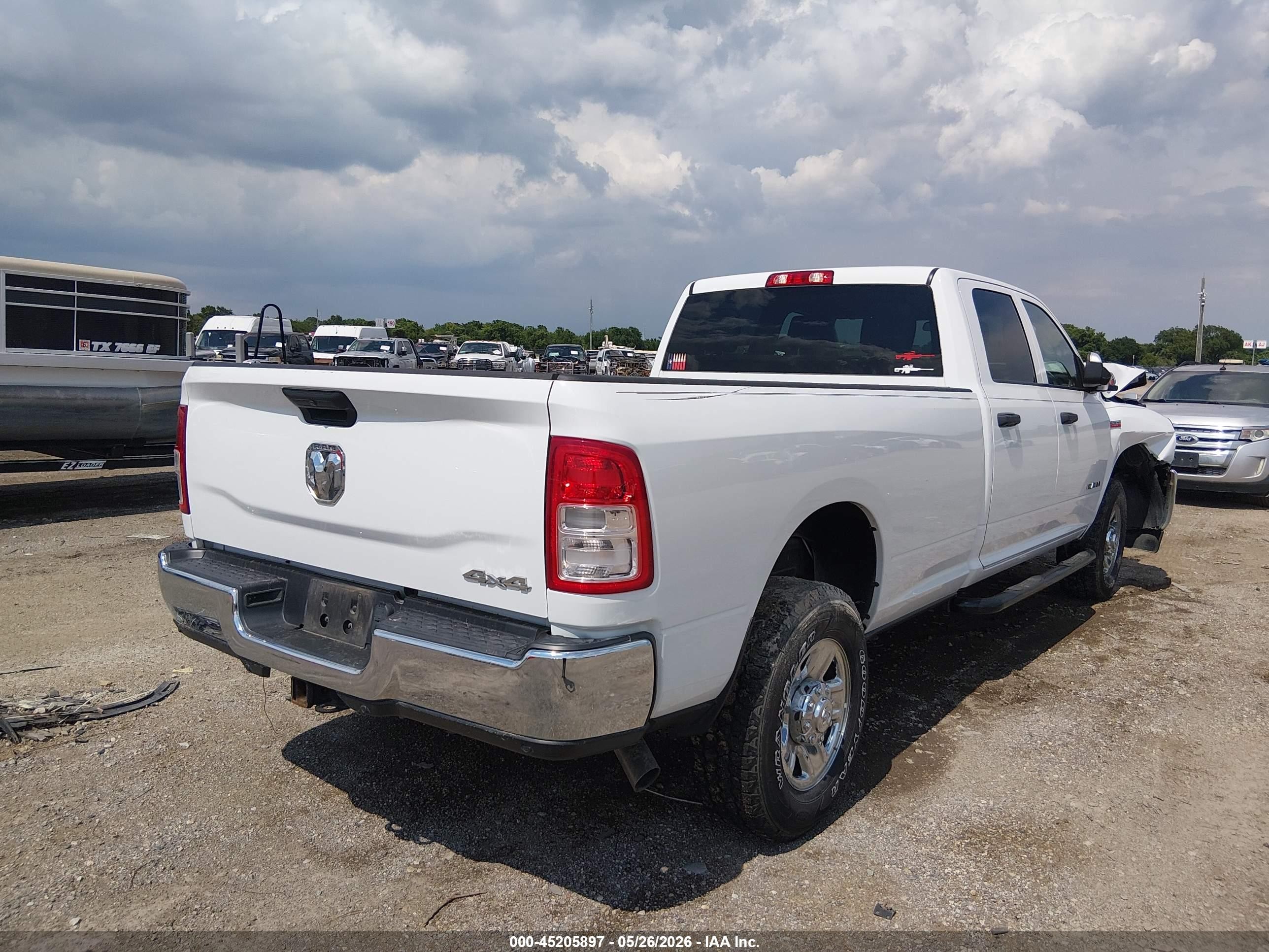 2020 Ram 2500 Tradesman  4x4 8' Box White vin: 3C6UR5HJ3LG141671