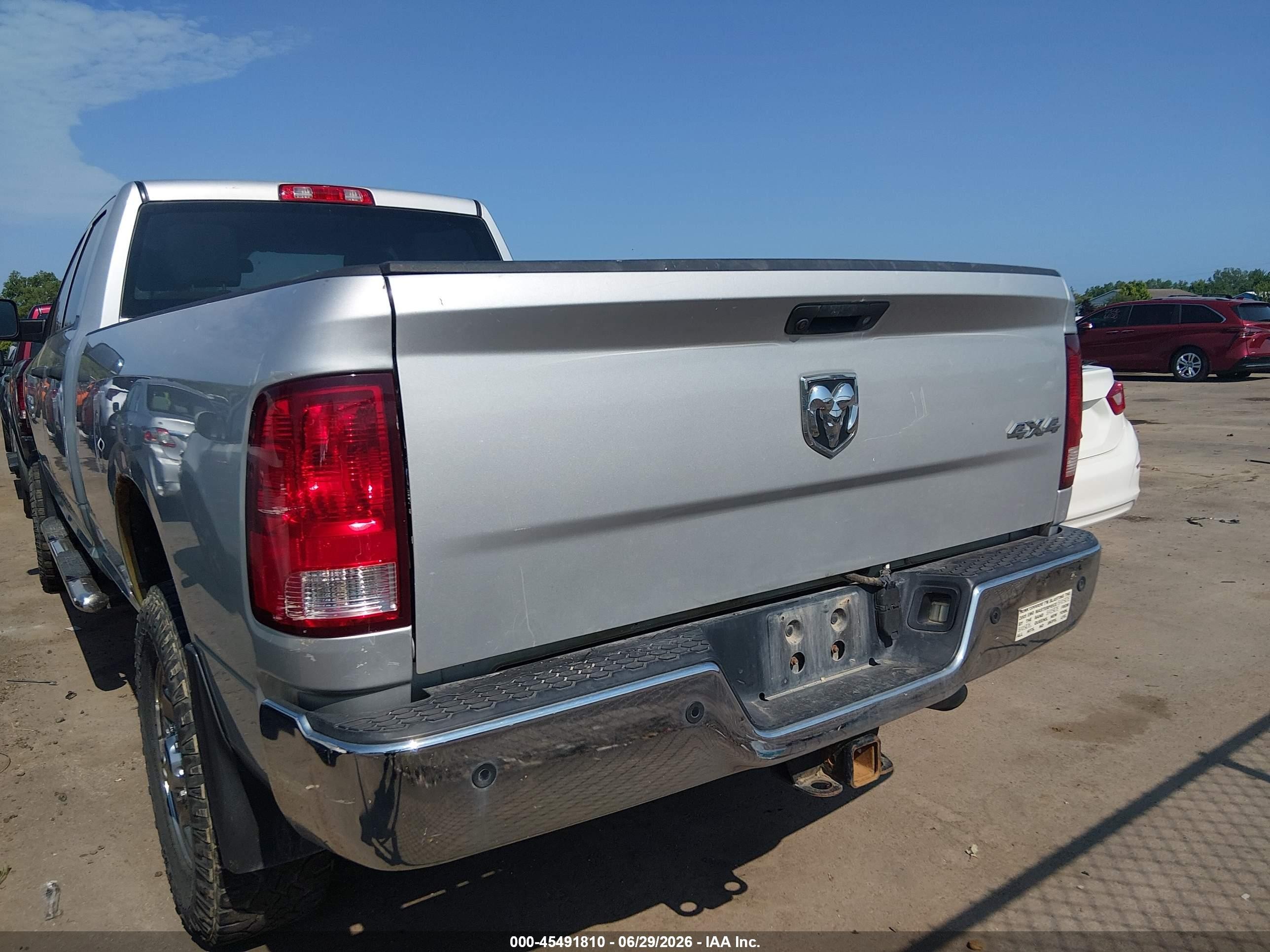 2014 Ram 2500 Tradesman Silver vin: 3C6UR5HJ8EG254342