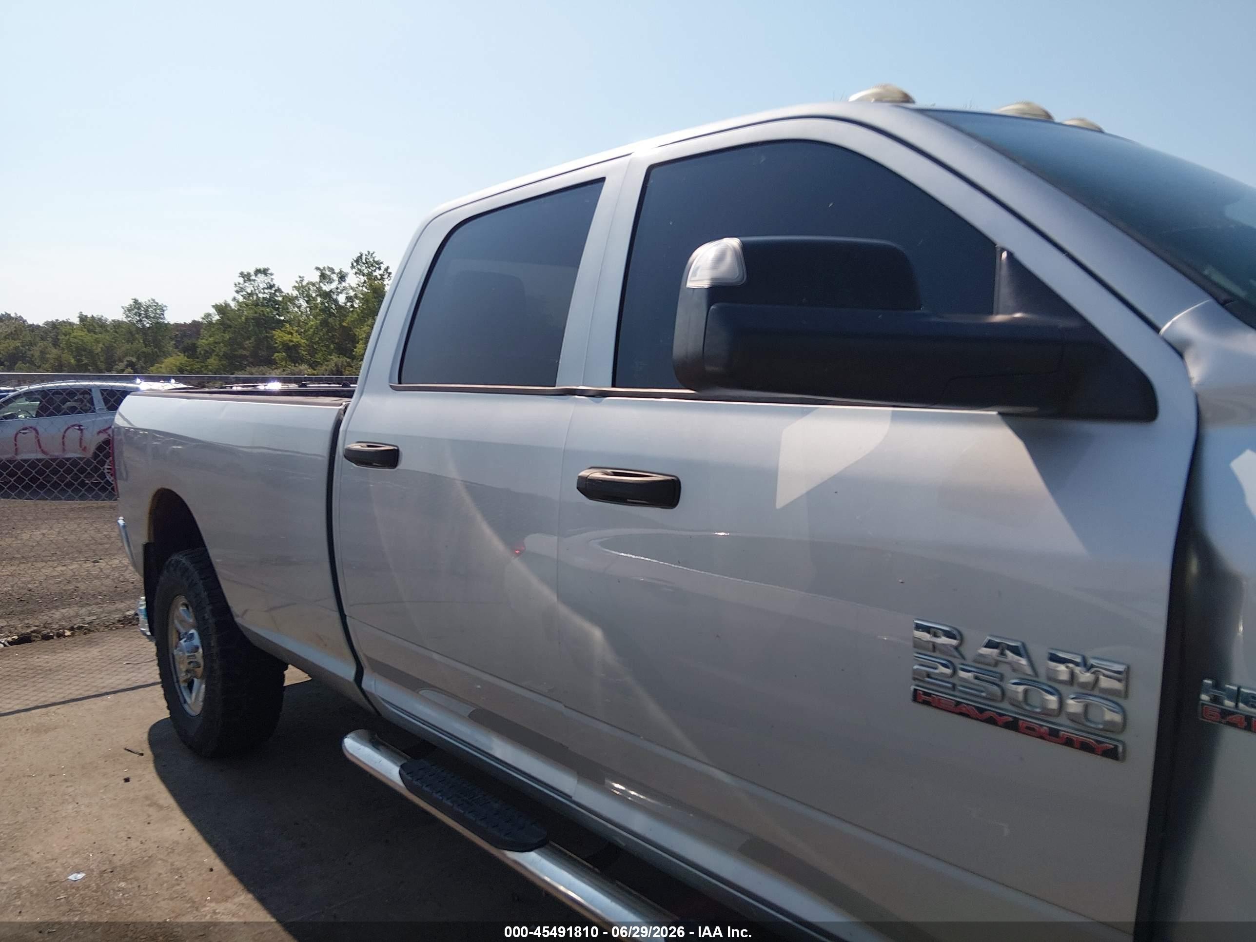 2014 Ram 2500 Tradesman Silver vin: 3C6UR5HJ8EG254342