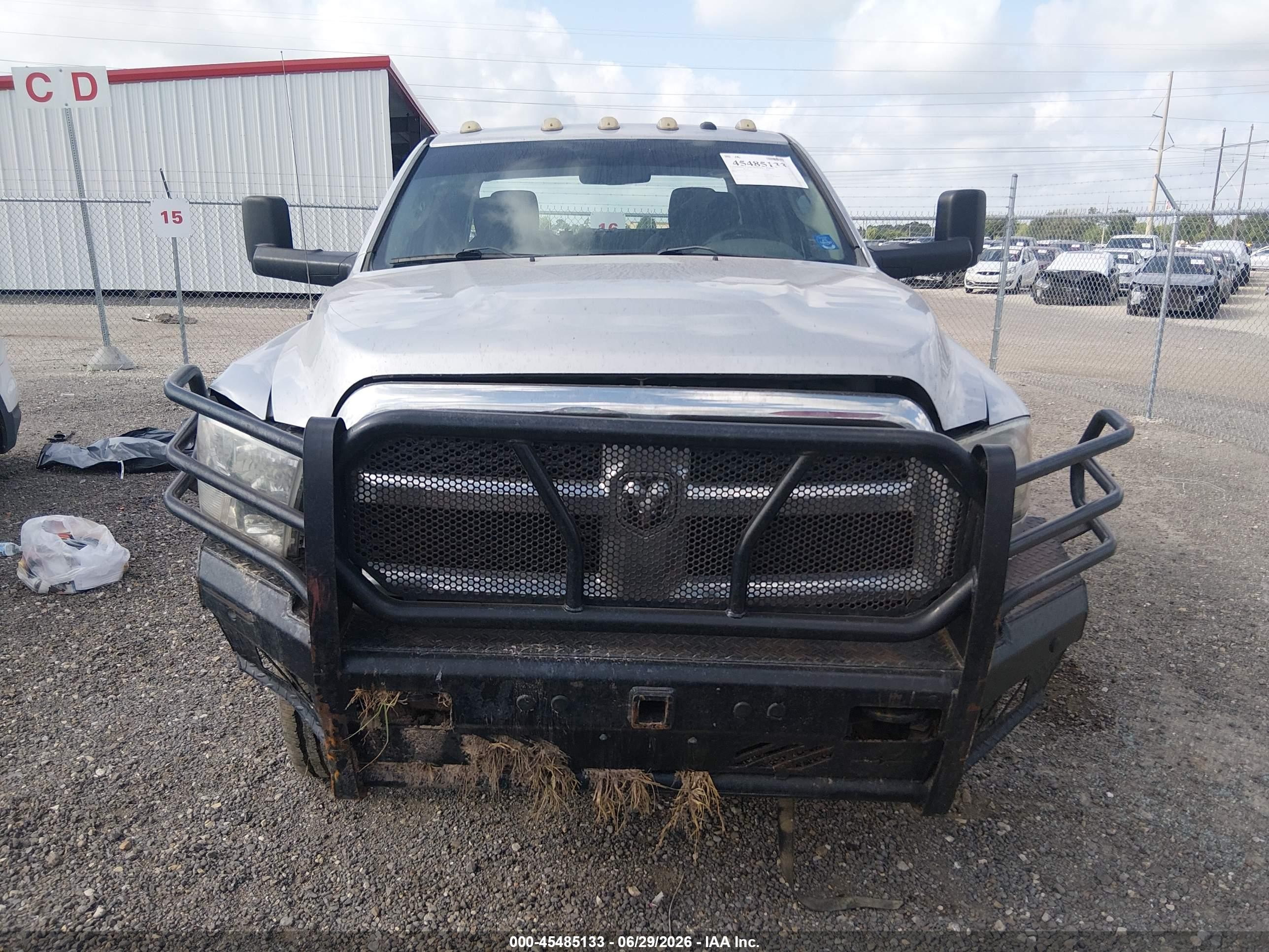 2014 Ram 2500 Tradesman Silver vin: 3C6UR5HL0EG189746
