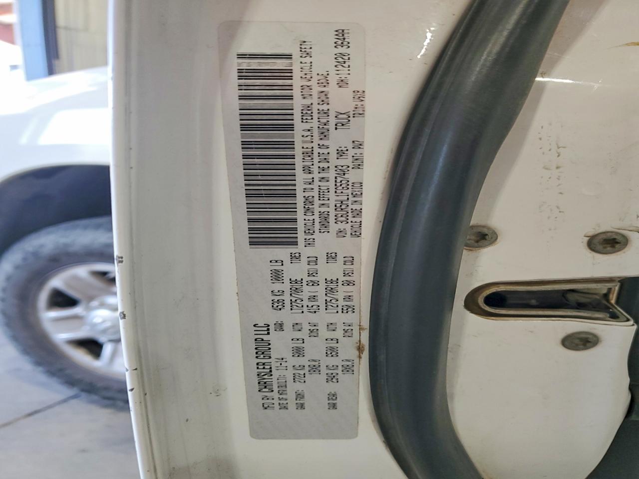 2015 Ram 2500 St White vin: 3C6UR5HL1FG557403