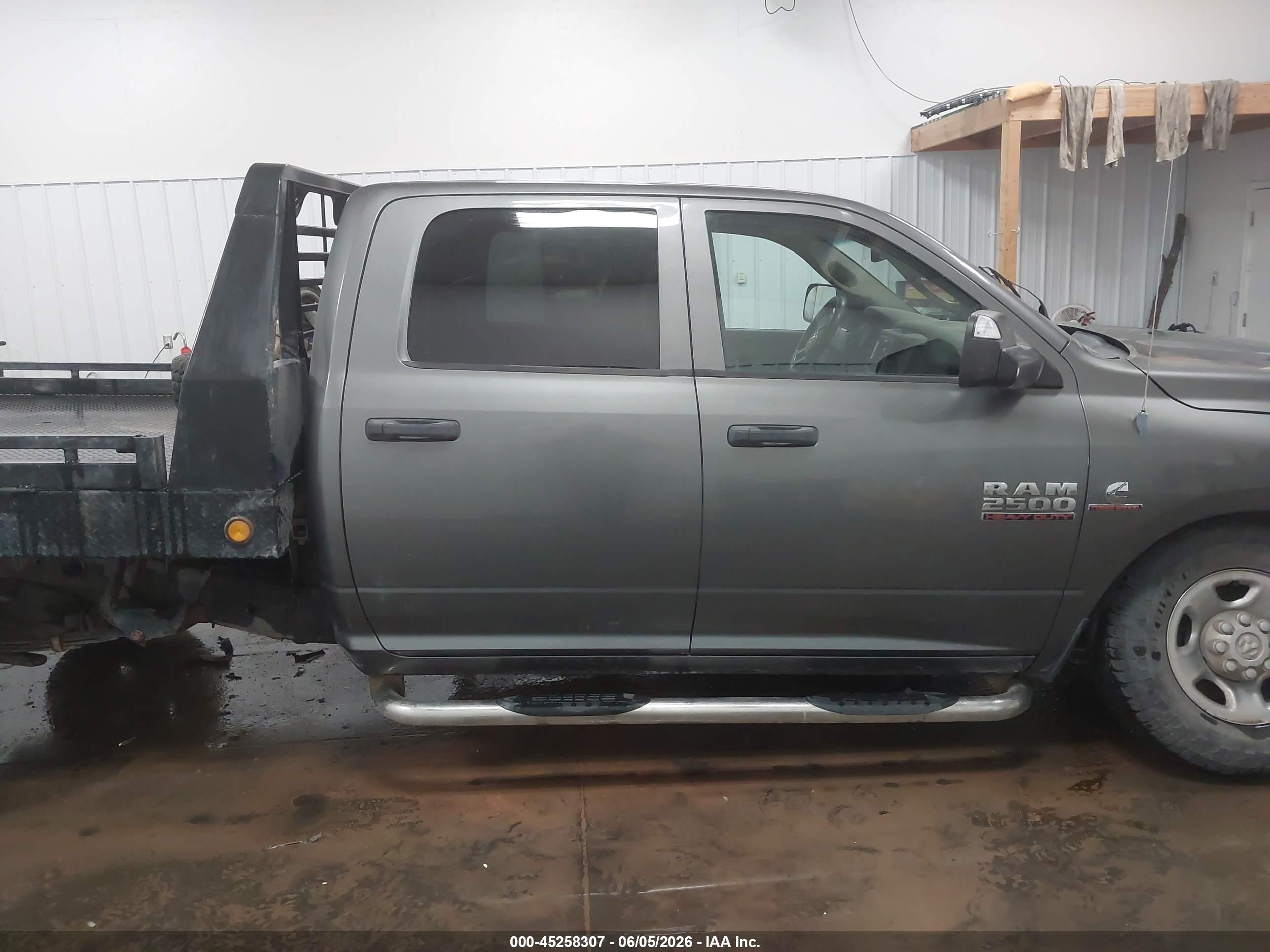 2013 Ram 2500 Tradesman Серый vin: 3C6UR5HL2DG525721