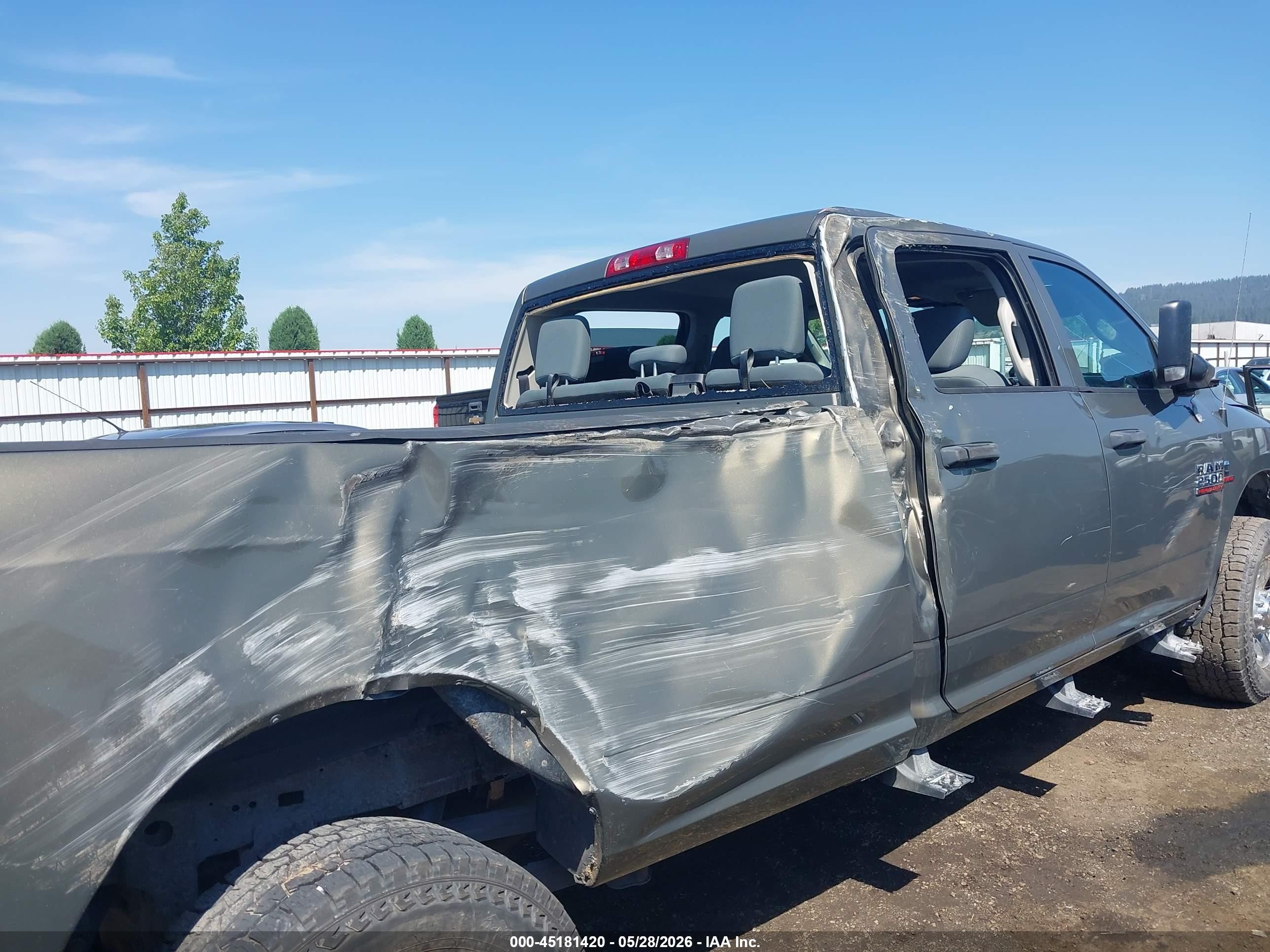 2014 Ram 2500 Tradesman Gray vin: 3C6UR5HL2EG156571