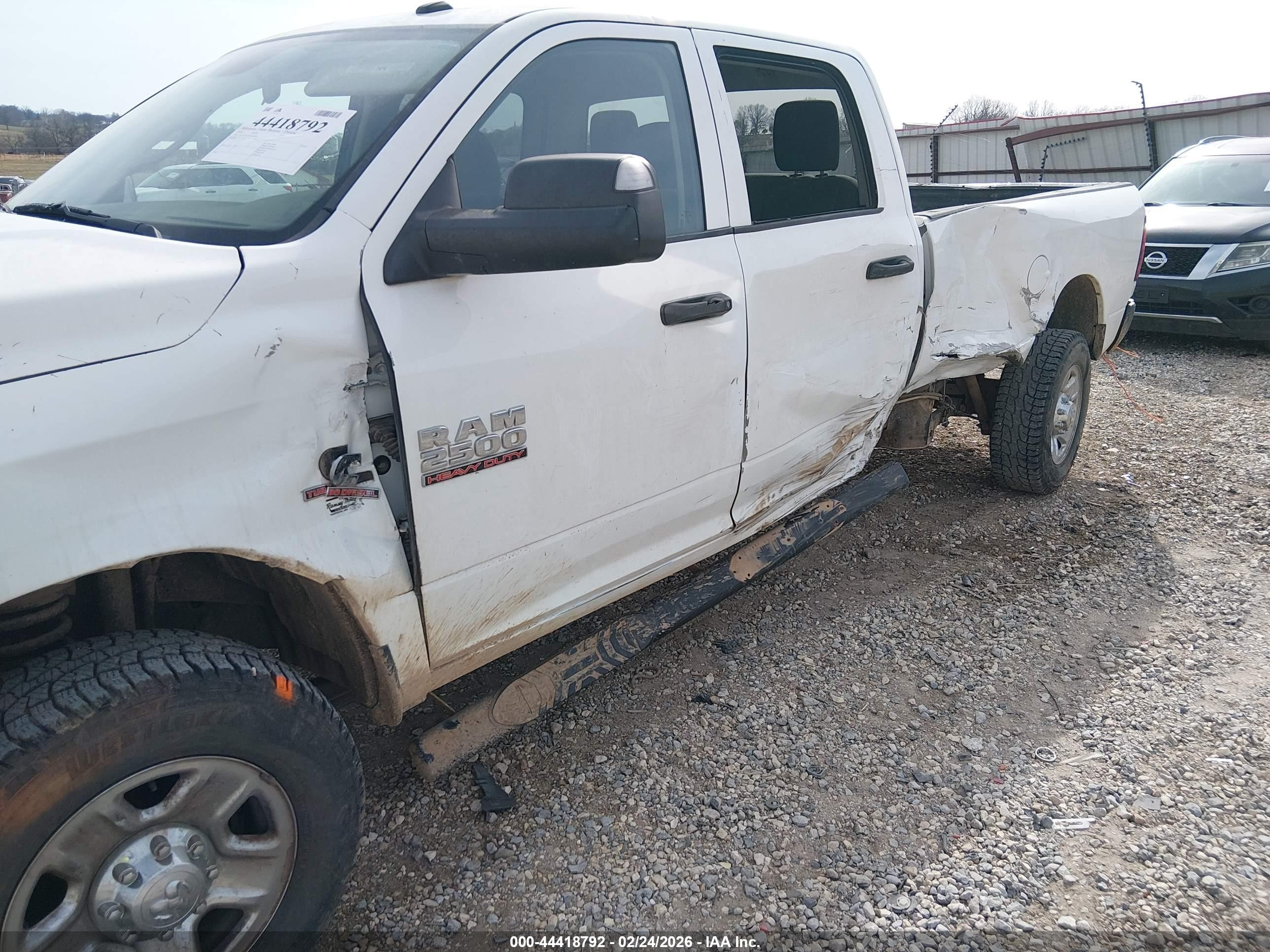 2014 Ram 2500 Tradesman White vin: 3C6UR5HL3EG309300