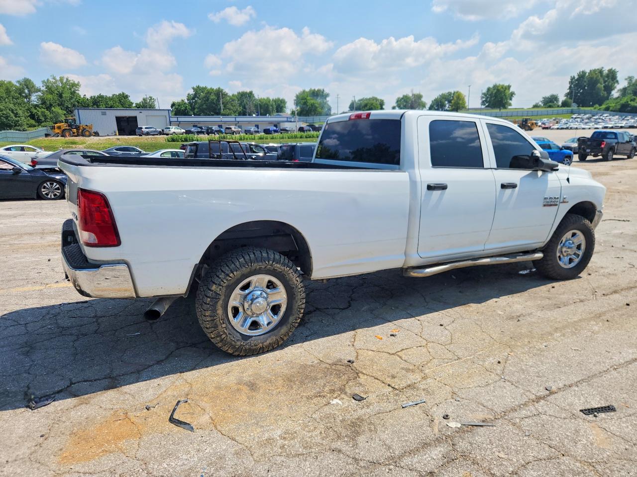 2014 Ram 2500 St White vin: 3C6UR5HL4EG299554