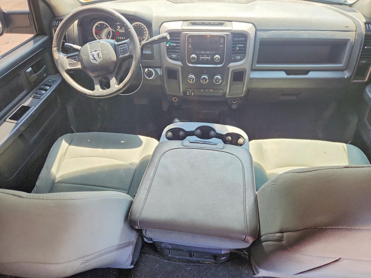 2014 Ram 2500 St White vin: 3C6UR5HL4EG299554