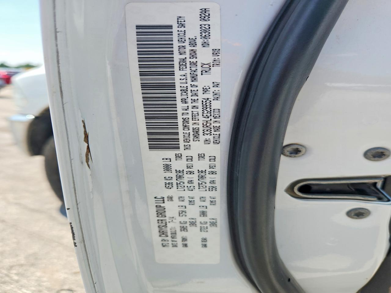 2014 Ram 2500 St White vin: 3C6UR5HL4EG299554