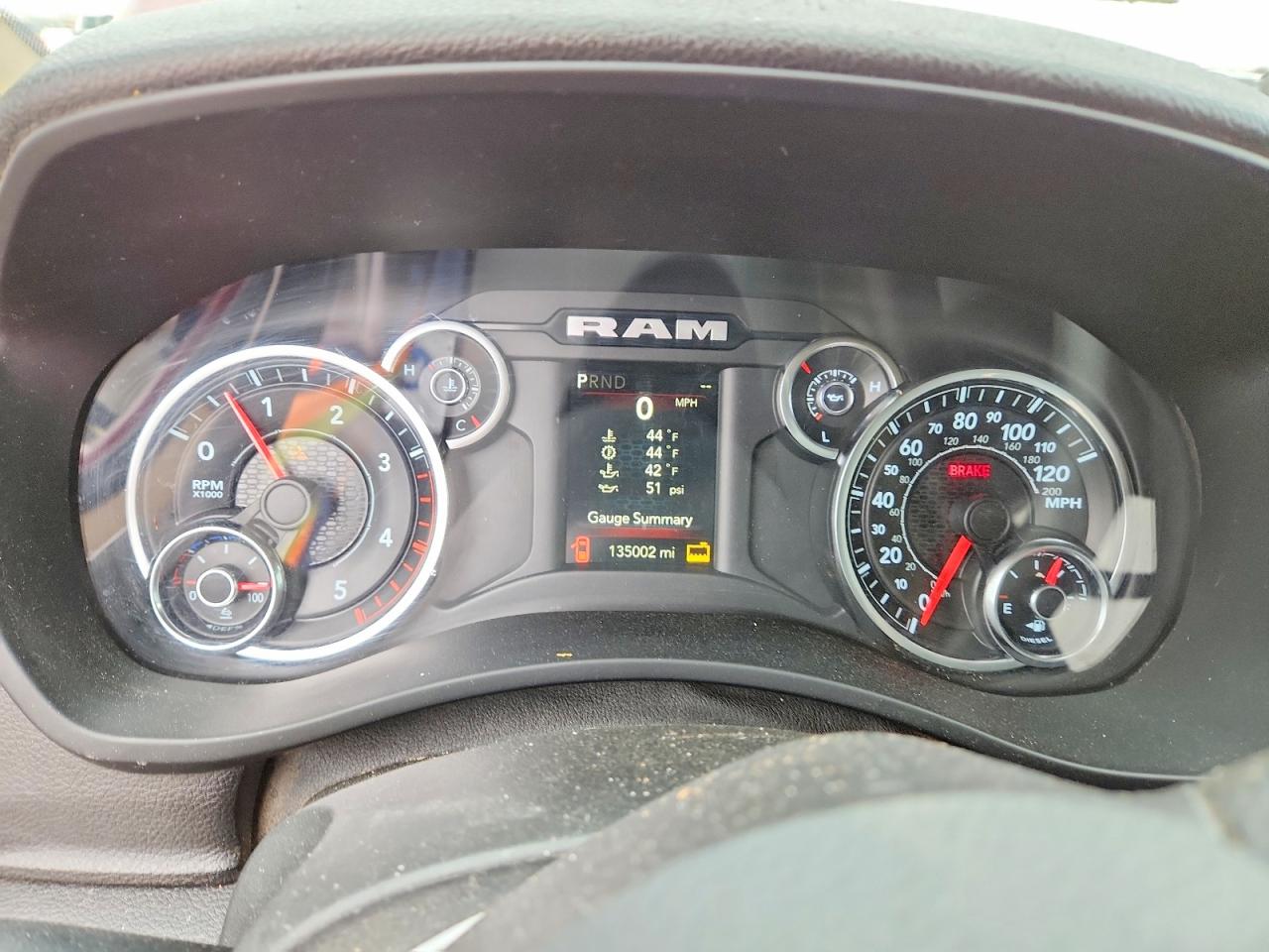 2020 Ram 2500 Tradesman Burgundy vin: 3C6UR5HL6LG206157