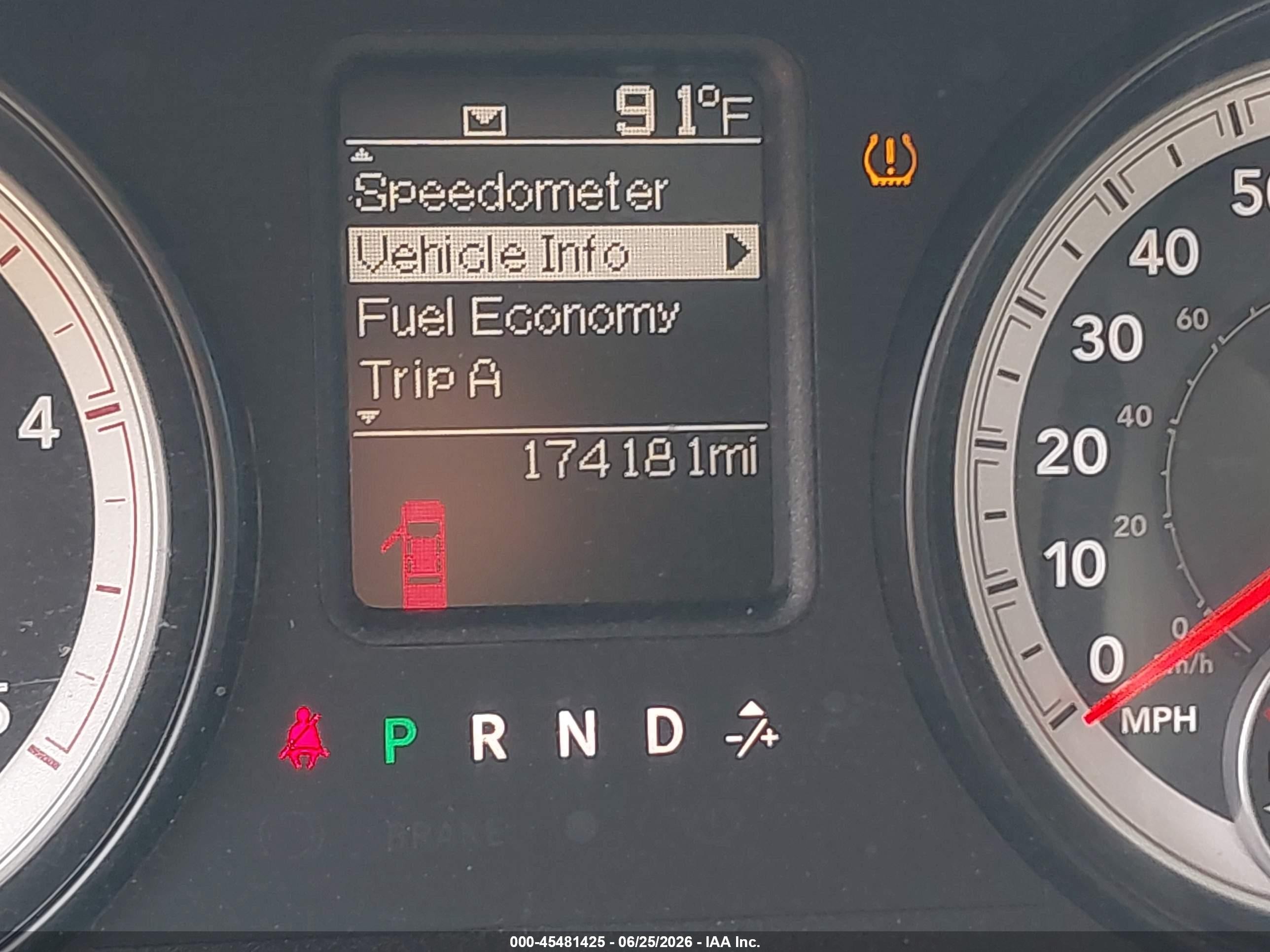 2013 Ram 2500 Tradesman White vin: 3C6UR5HL8DG612152