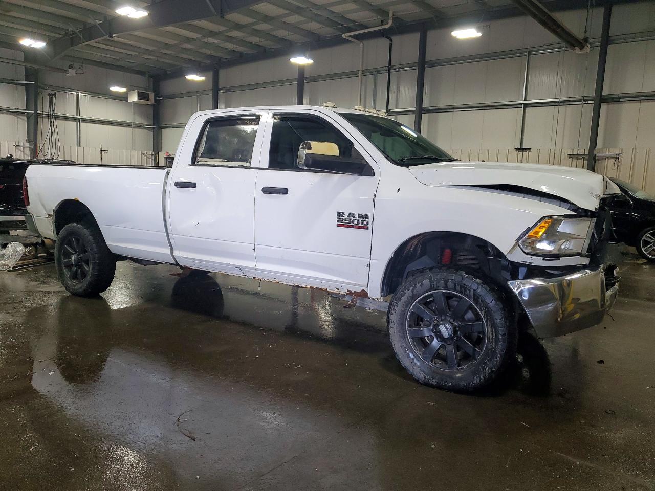 2016 Ram 2500 St Белый vin: 3C6UR5HLXGG260499