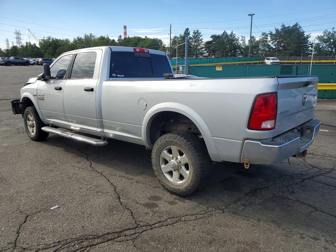 2015 Ram 2500 Slt Silver vin: 3C6UR5JJ5FG689332