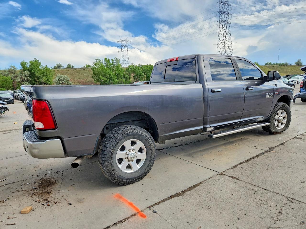 2015 Ram 2500 Slt Gray vin: 3C6UR5JJ9FG646676