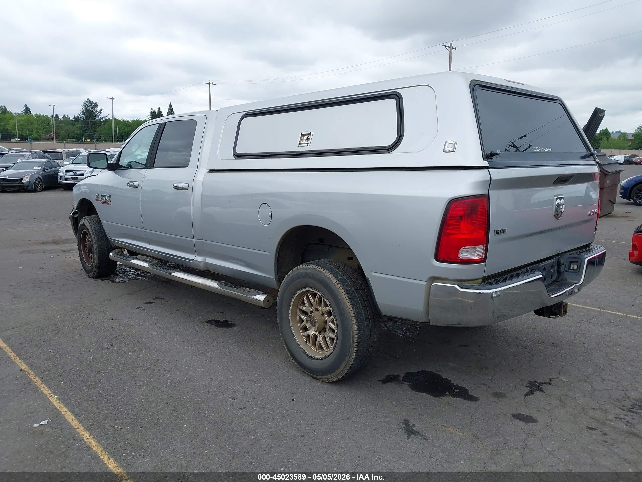 2015 Ram 2500 Slt Silver vin: 3C6UR5JL0FG691622