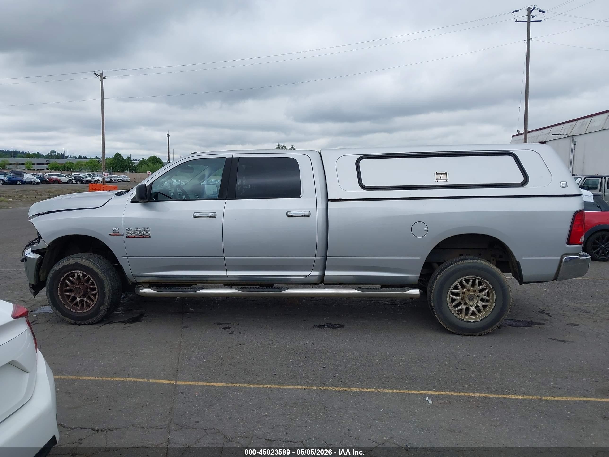 2015 Ram 2500 Slt Silver vin: 3C6UR5JL0FG691622