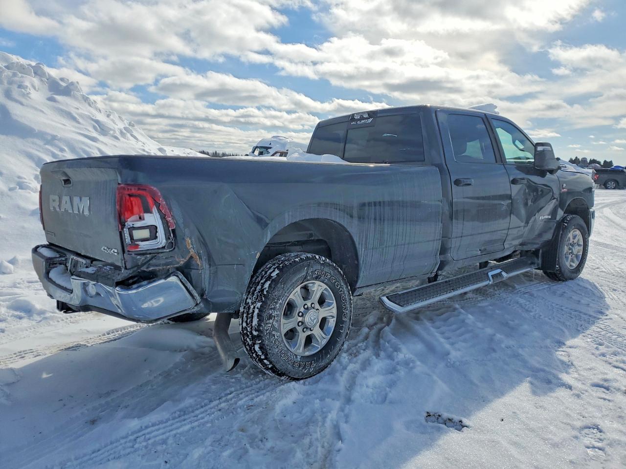 2026 Ram 2500 Big Horn Black vin: 3C6UR5JL2TG156058
