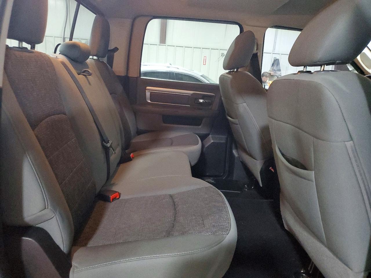 2014 Ram 2500 Slt Red vin: 3C6UR5JL3EG114629