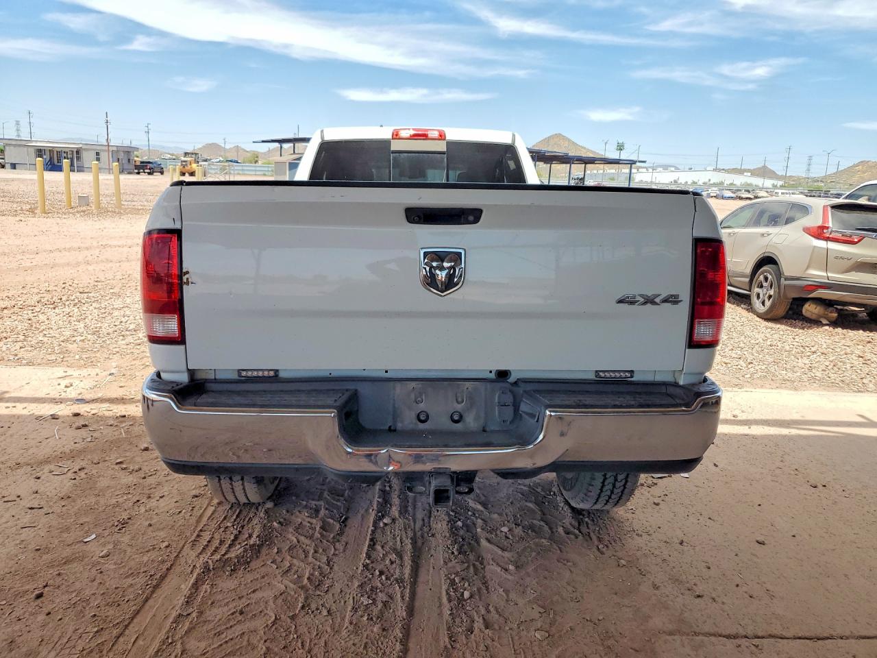 2015 Ram 2500 Slt White vin: 3C6UR5JL4FG587490