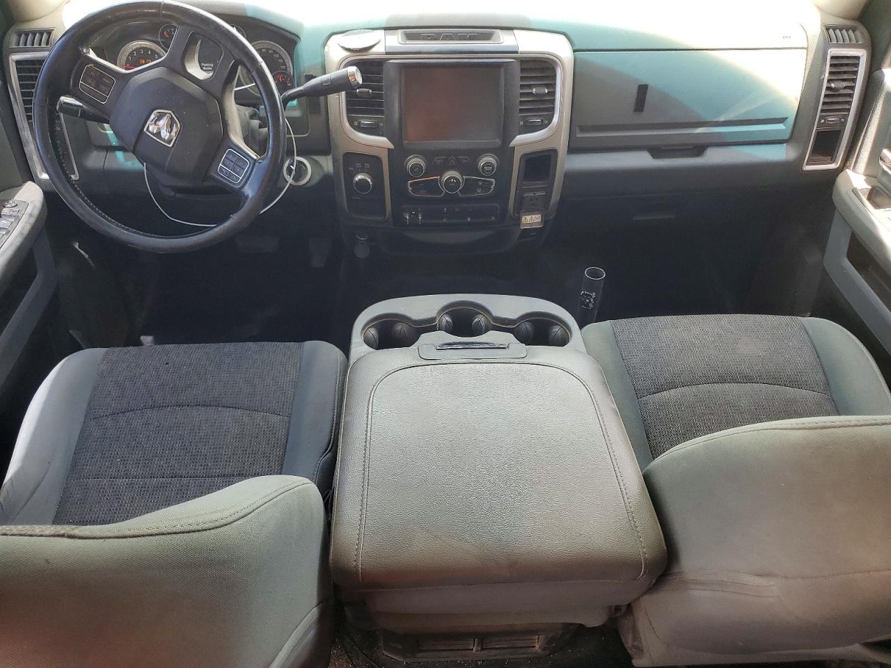 2015 Ram 2500 Slt White vin: 3C6UR5JL4FG587490