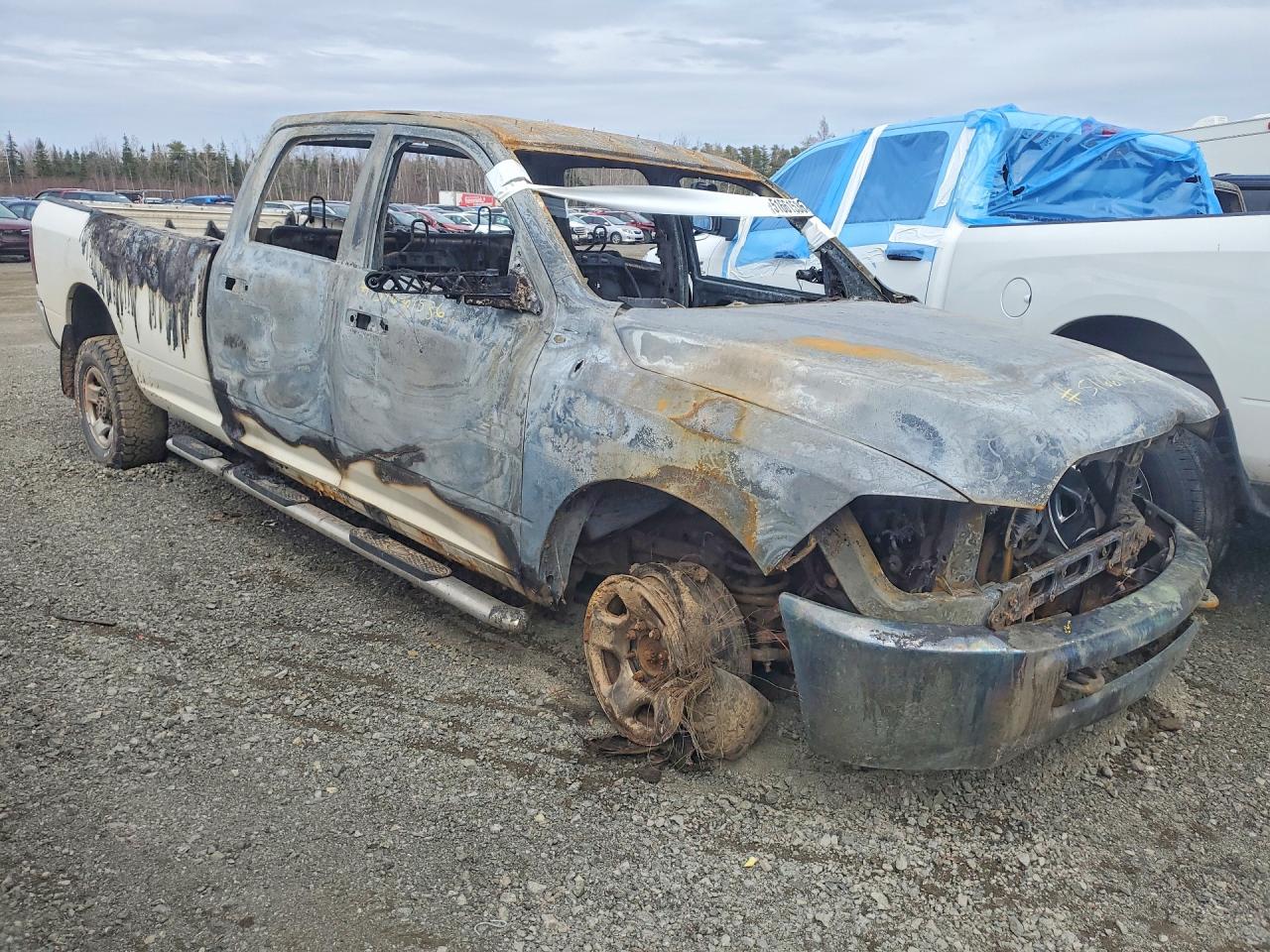 2013 Ram 2500 Slt Burn vin: 3C6UR5JL6DG570686
