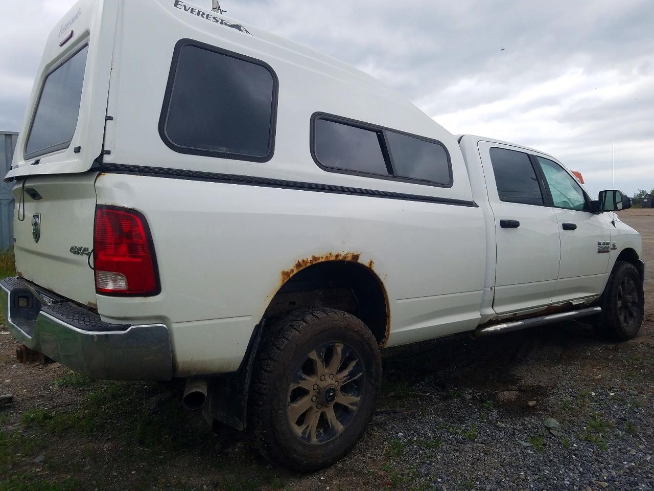 2014 Ram 2500 Slt White vin: 3C6UR5JL6EG201926