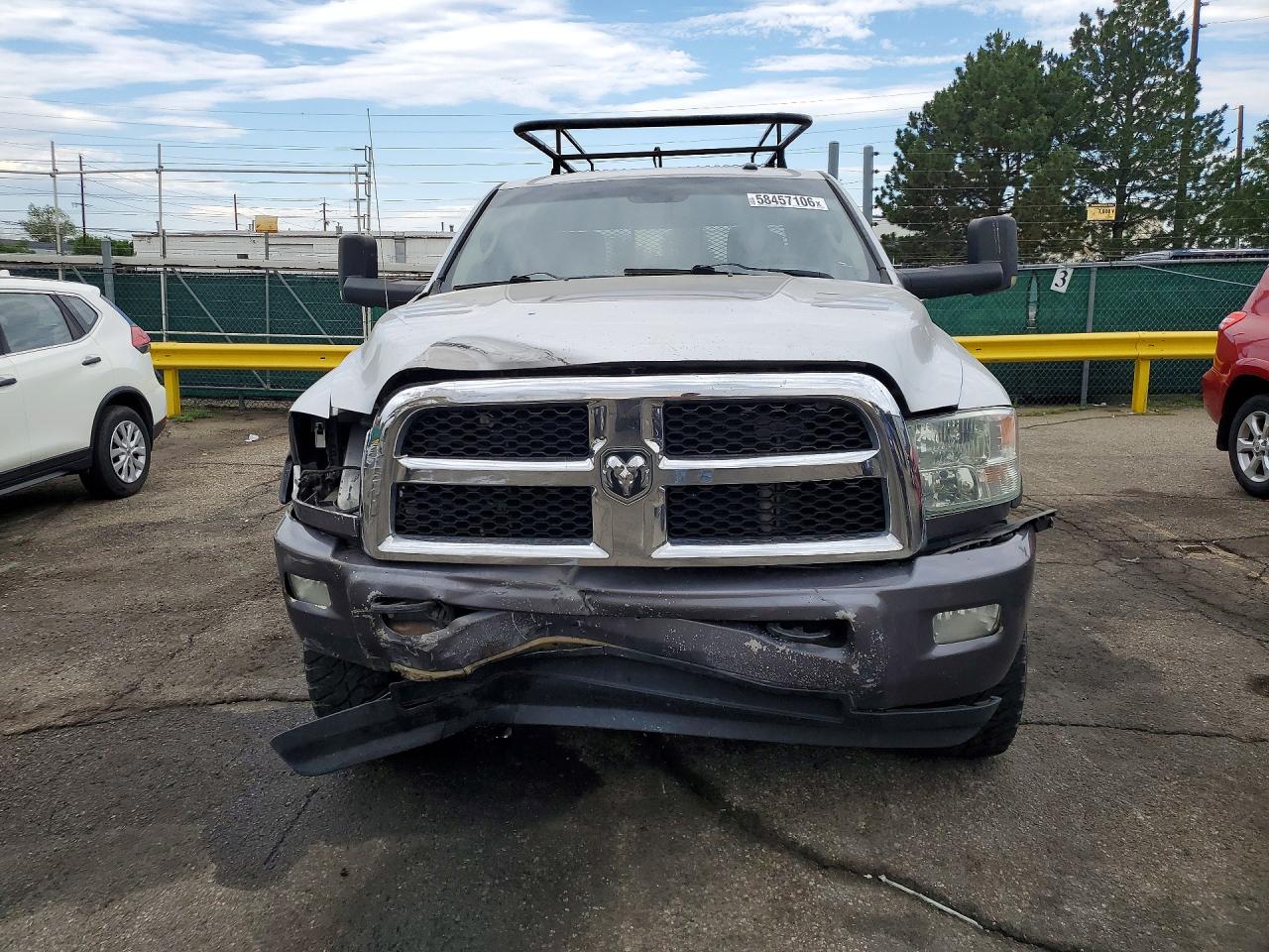 2013 Dodge 2500 Slt Crew Cab 14 Серебряный vin: 3C6UR5JL8DG600335
