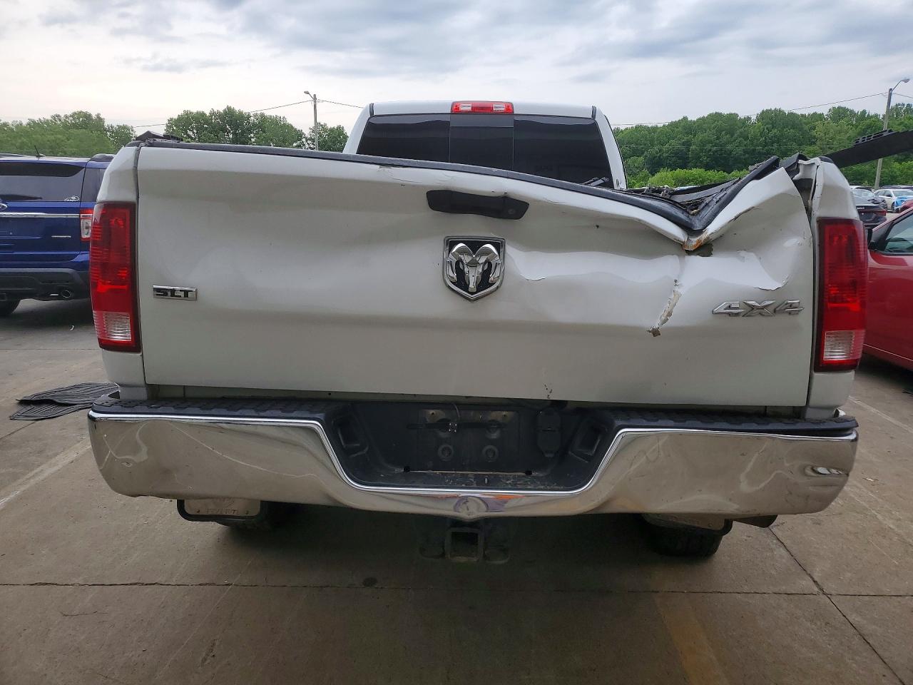 2014 Ram 2500 Slt White vin: 3C6UR5JL9EG301972