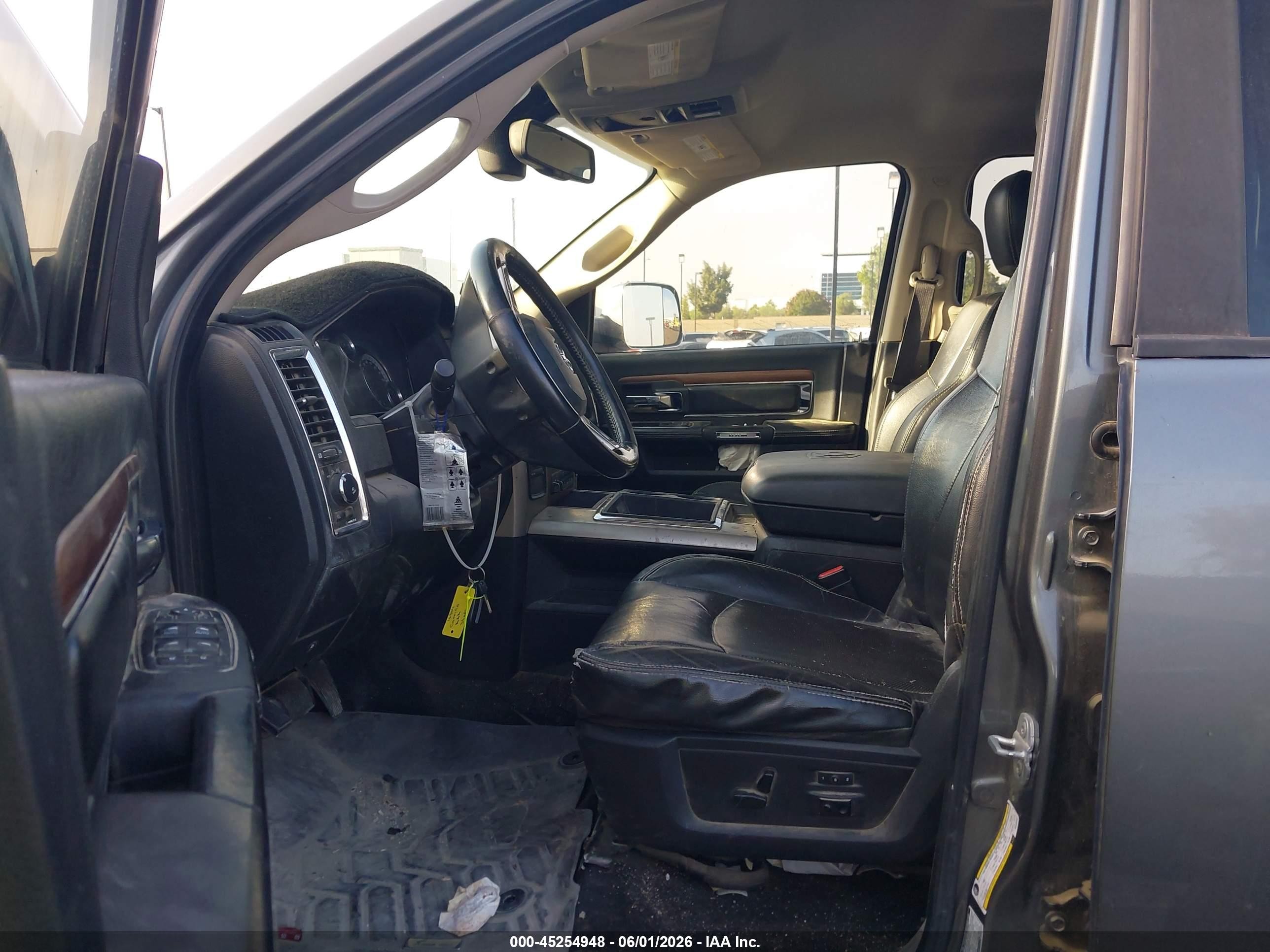 2013 Ram 2500 Laramie Gray vin: 3C6UR5KL1DG584607