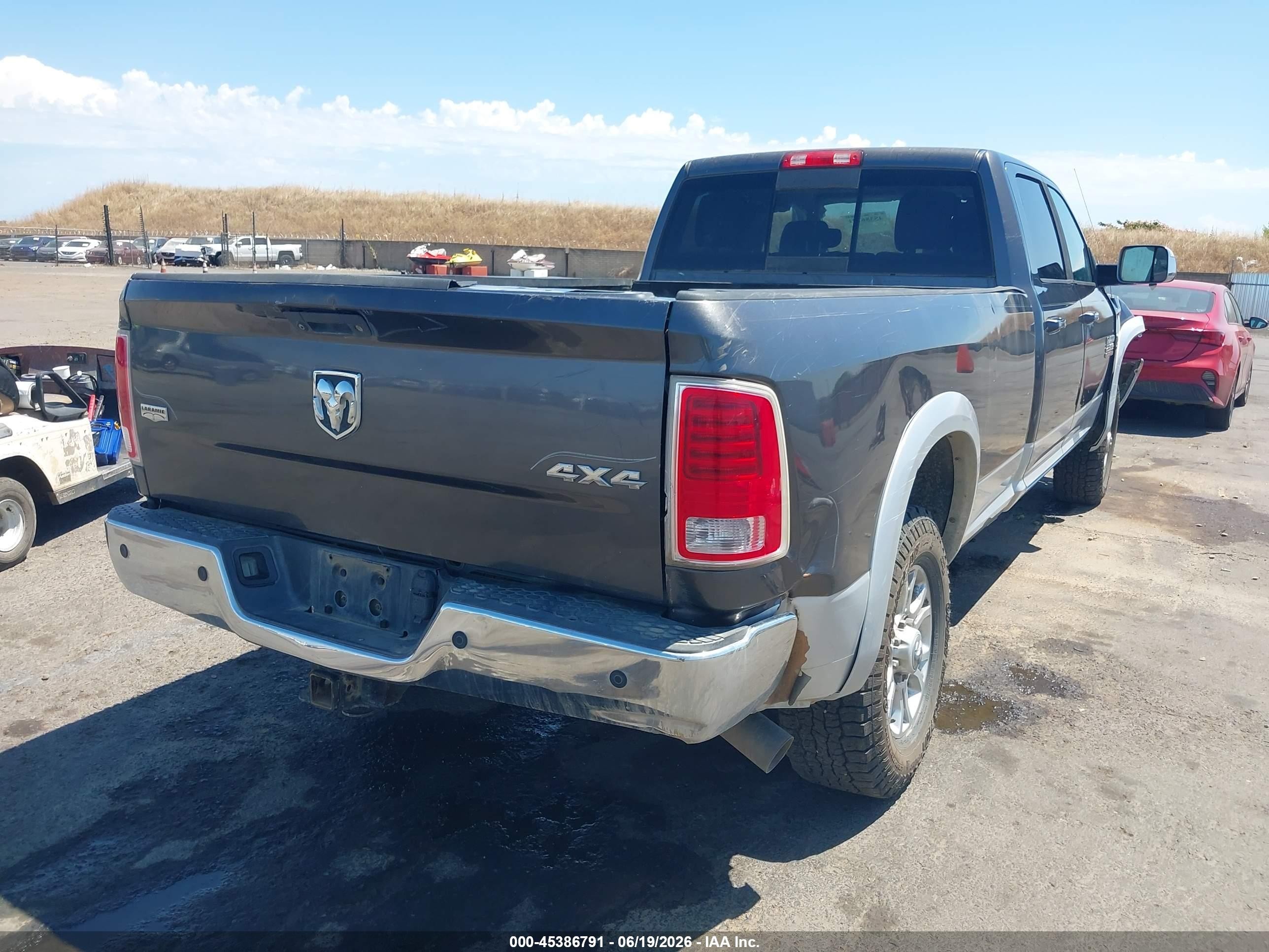 2015 Ram 2500 Laramie Gray vin: 3C6UR5KL9FG505316