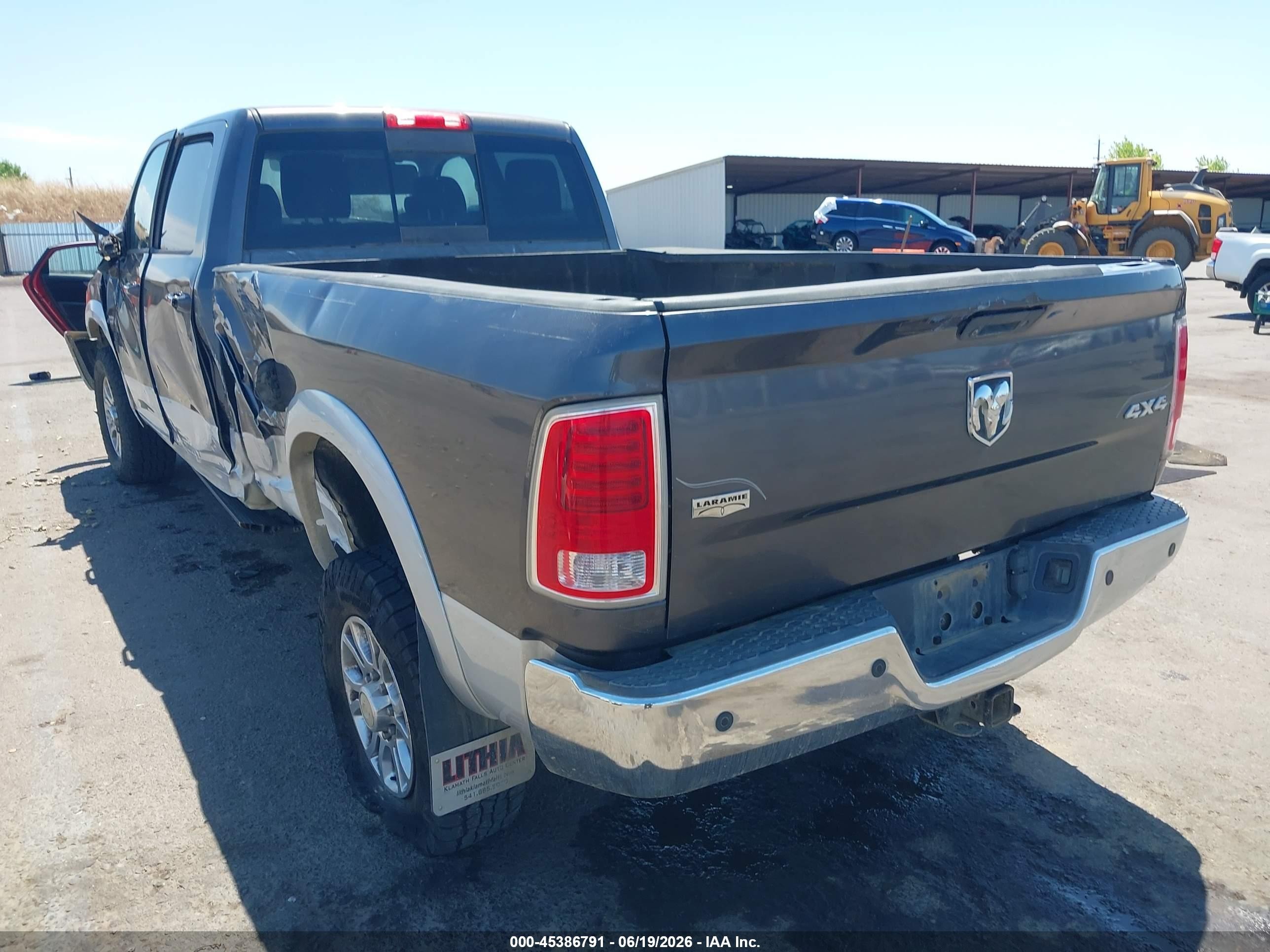 2015 Ram 2500 Laramie Gray vin: 3C6UR5KL9FG505316