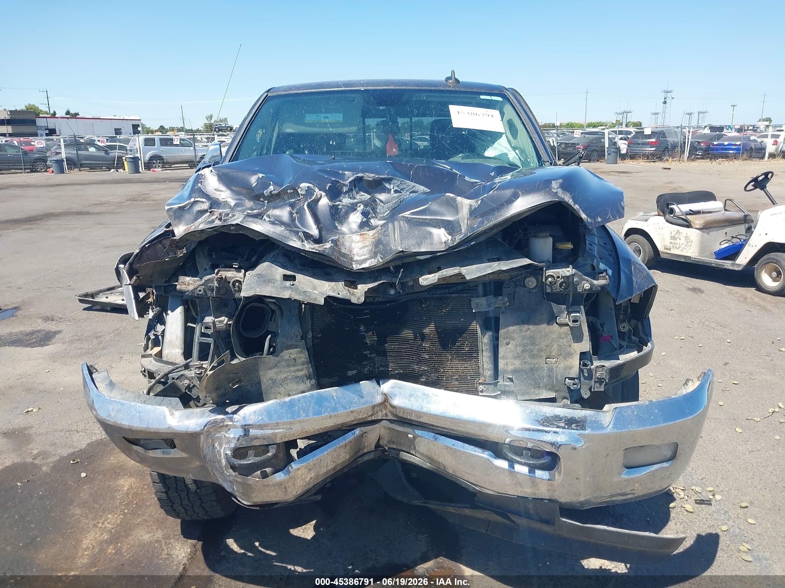 2015 Ram 2500 Laramie Gray vin: 3C6UR5KL9FG505316