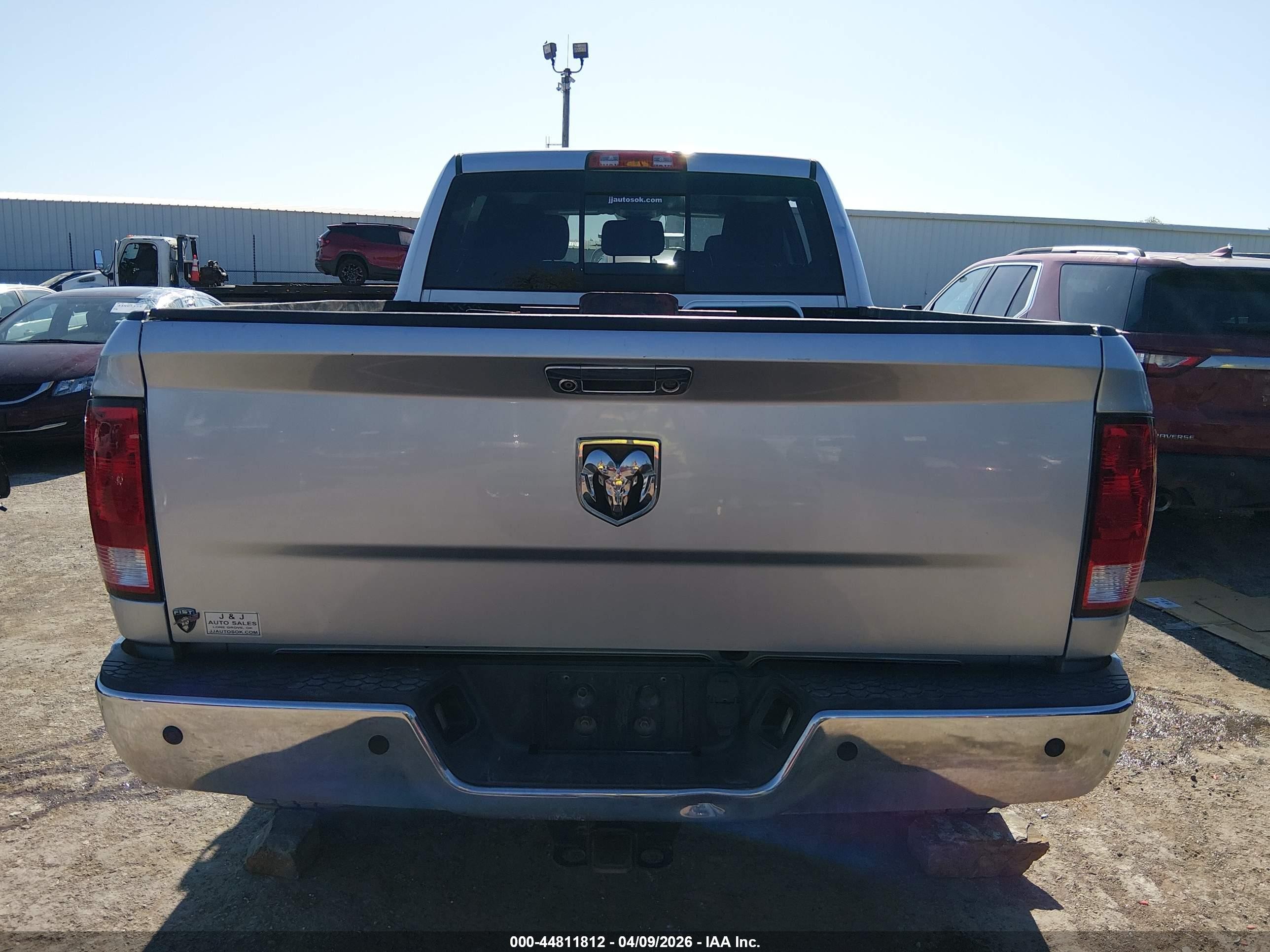 2015 Ram 2500 Big Horn Silver vin: 3C6UR5MJXFG617831