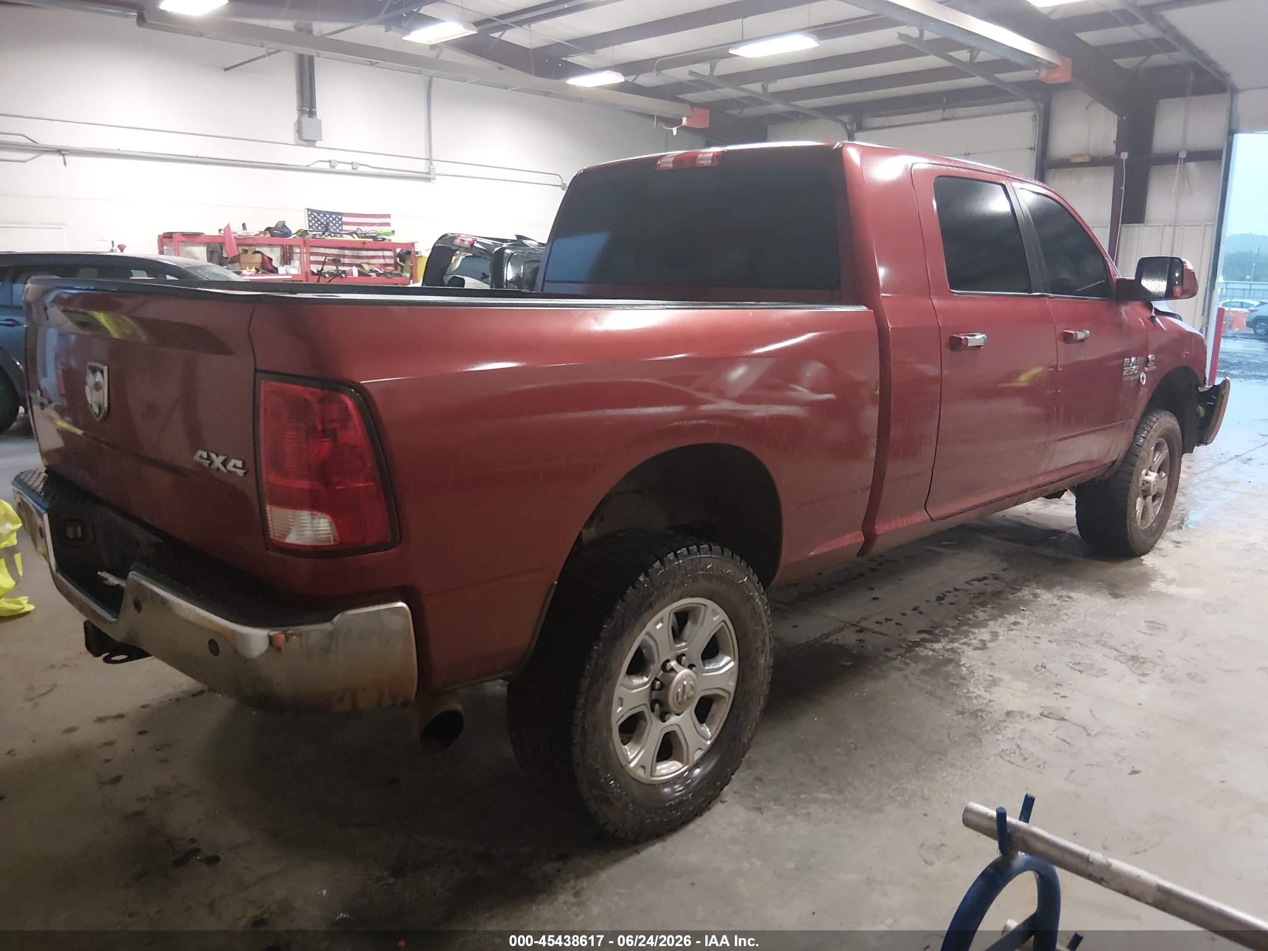 2015 Ram 2500 Lone Star Red vin: 3C6UR5ML8FG570929