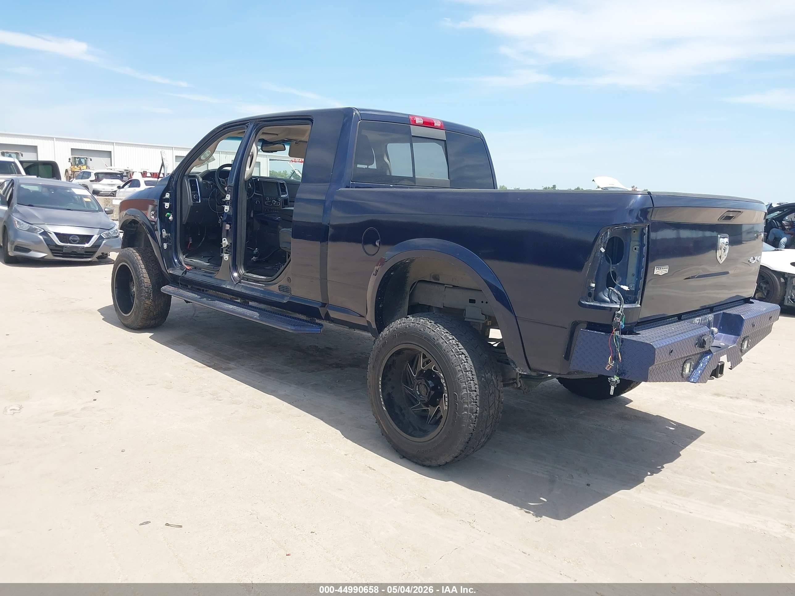 2014 Ram 2500 Laramie Blue vin: 3C6UR5NL3EG124099