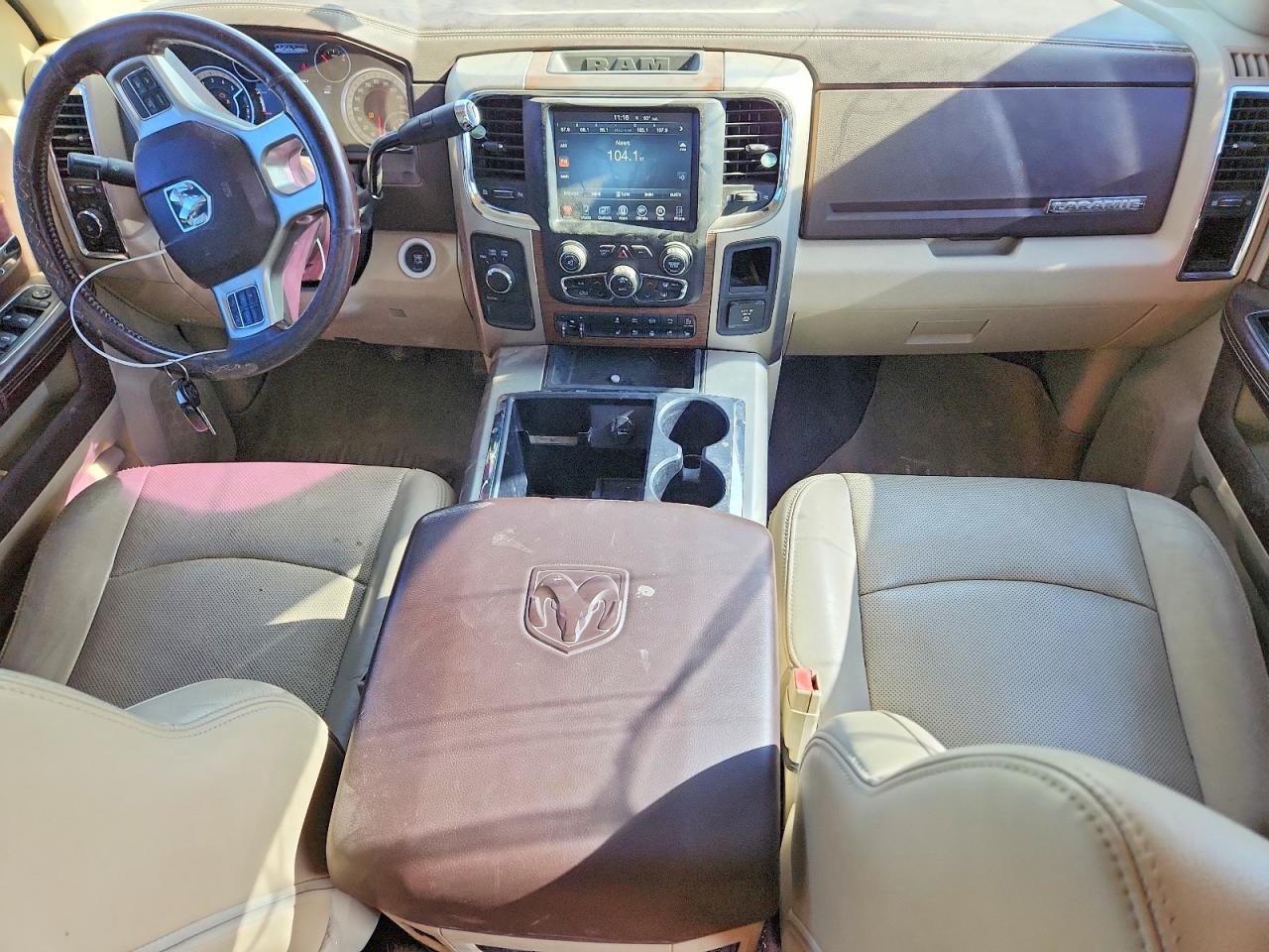 2013 Ram 2500 Laramie Белый vin: 3C6UR5NL5DG541318