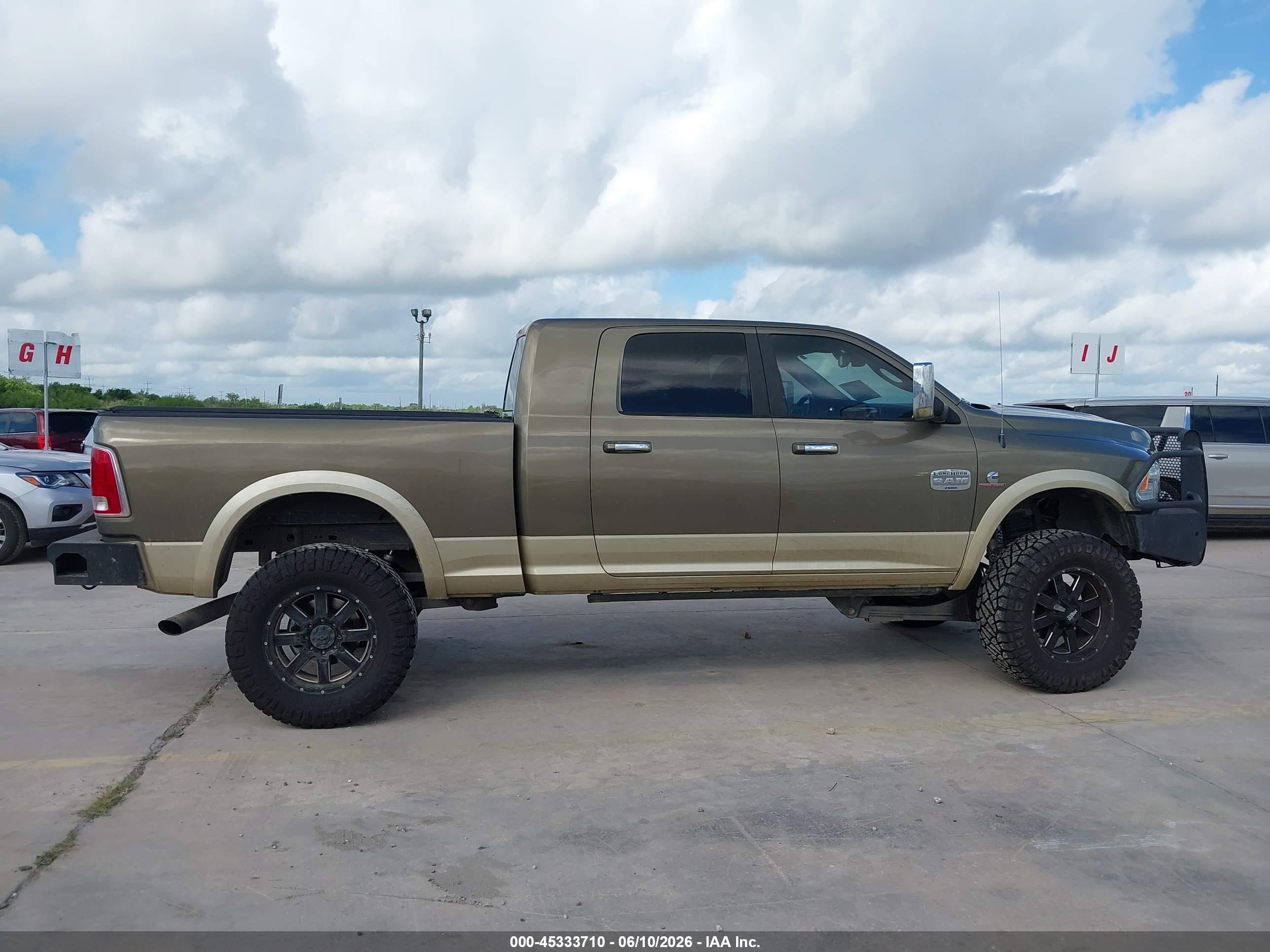 2014 Ram 2500 Longhorn Gray vin: 3C6UR5PL4EG244717