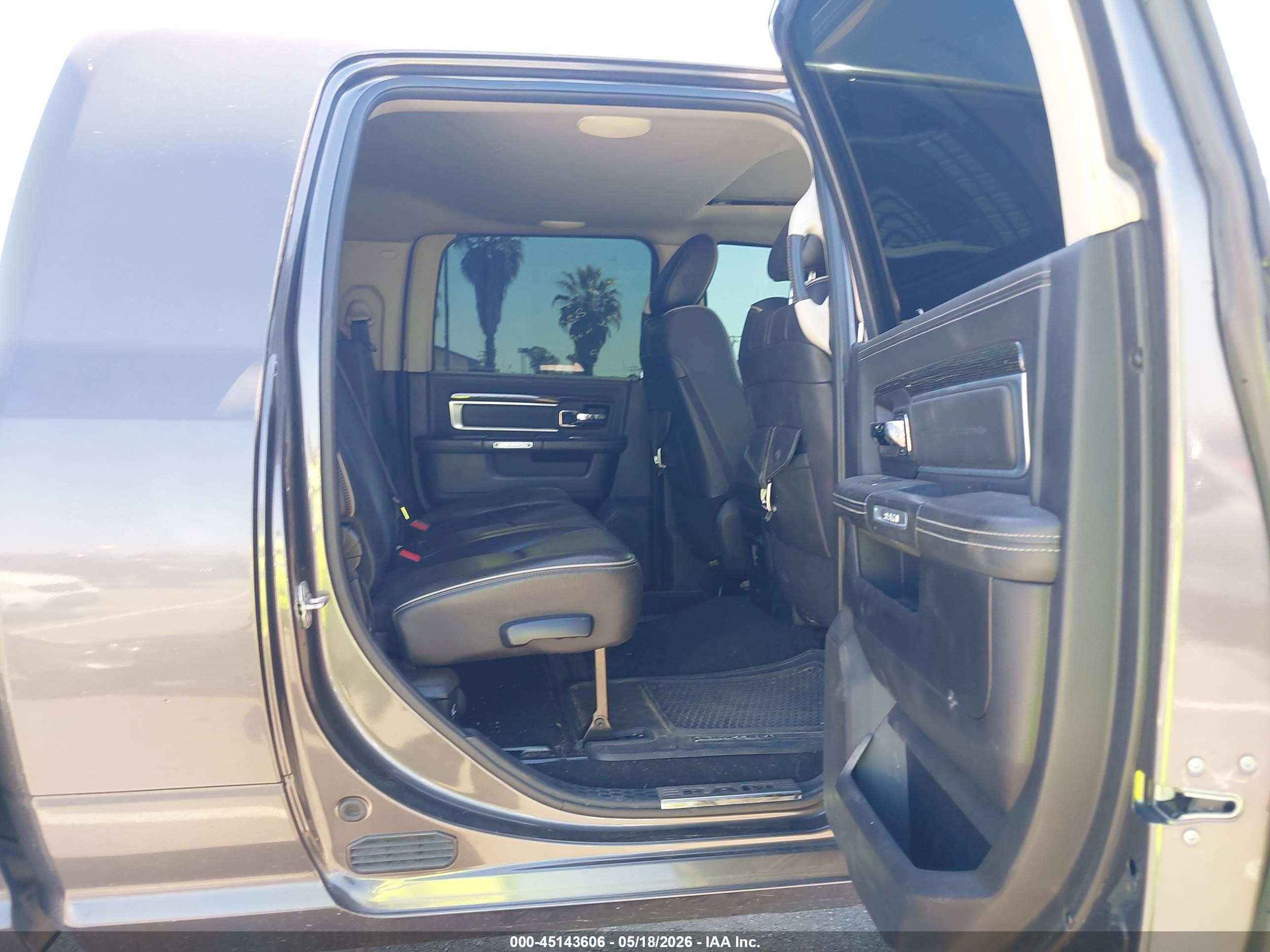 2014 Ram 2500 Longhorn Limited Серый vin: 3C6UR5PL4EG315284