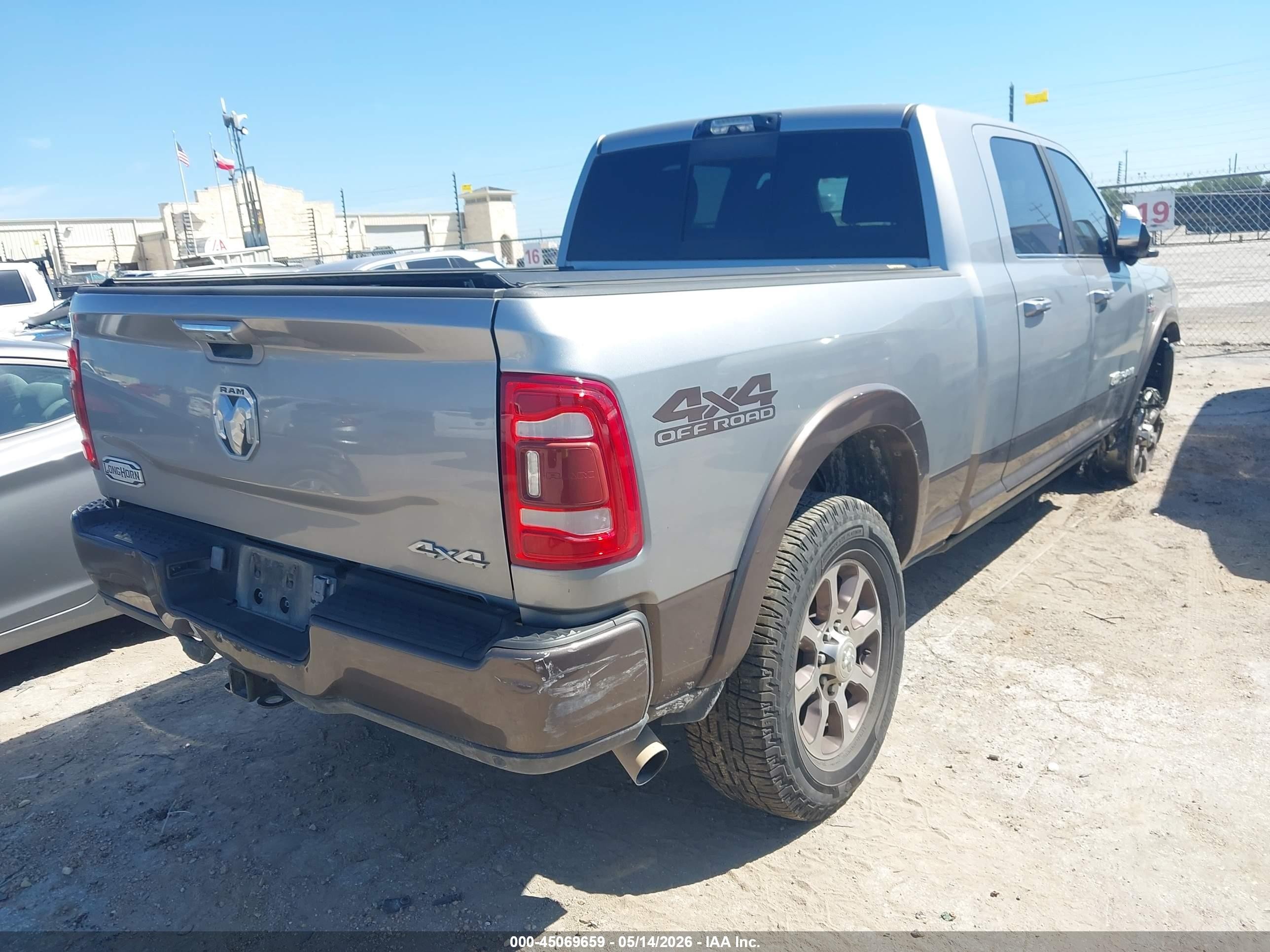 2022 Ram 2500 Limited Longhorn  4x4 6'4 Box Silver vin: 3C6UR5PL7NG183346