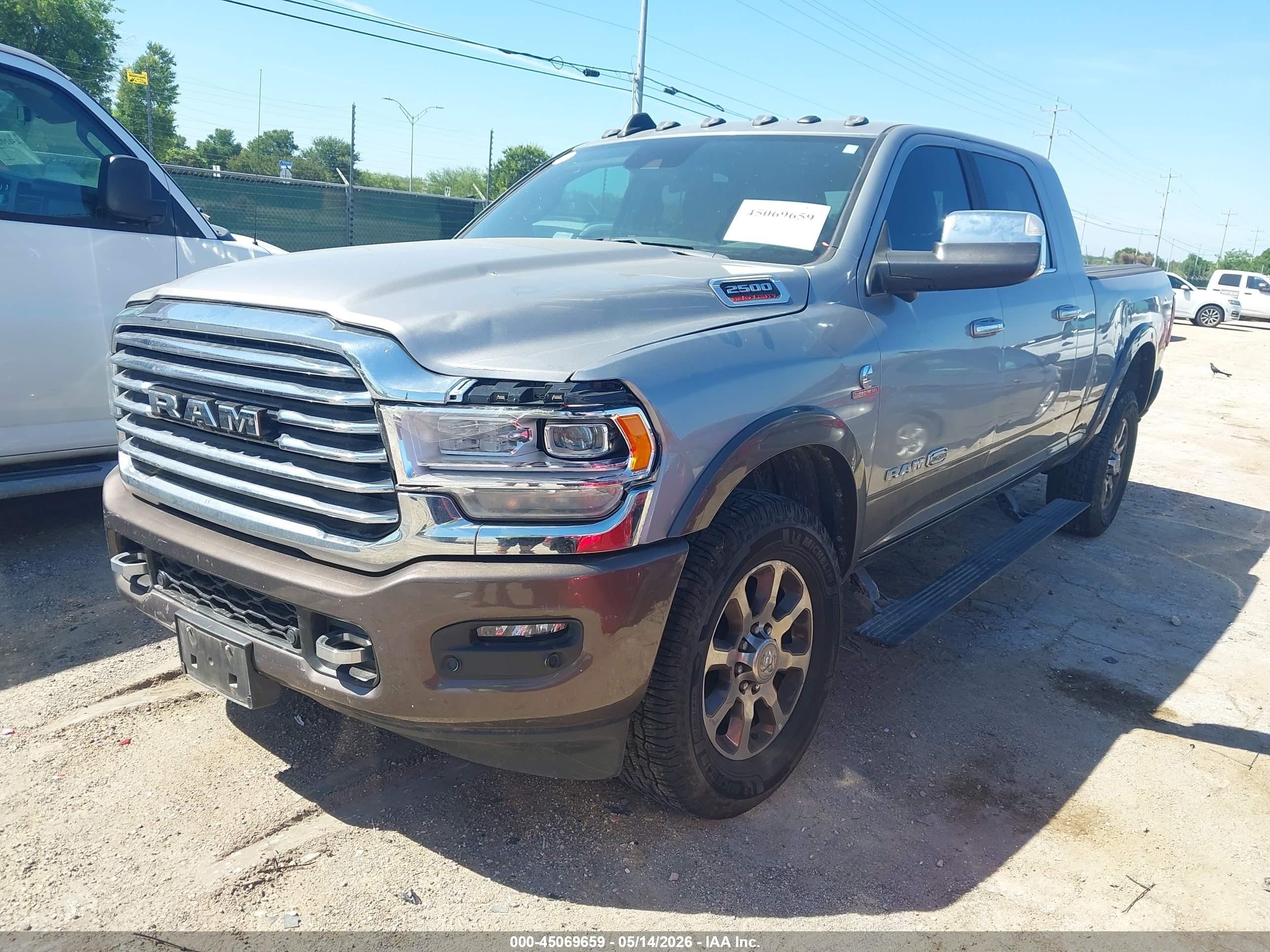2022 Ram 2500 Limited Longhorn  4x4 6'4 Box Silver vin: 3C6UR5PL7NG183346