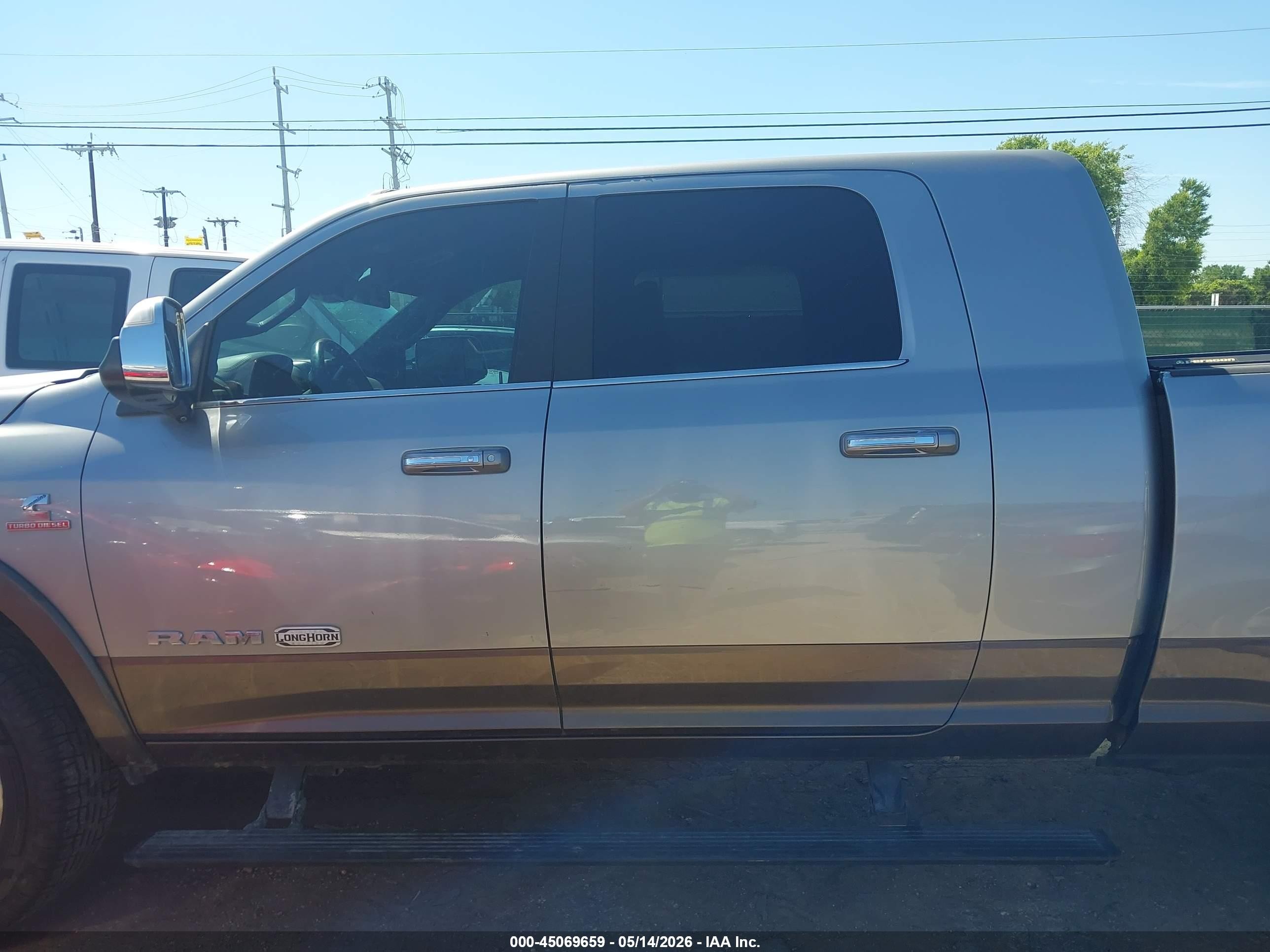 2022 Ram 2500 Limited Longhorn  4x4 6'4 Box Silver vin: 3C6UR5PL7NG183346