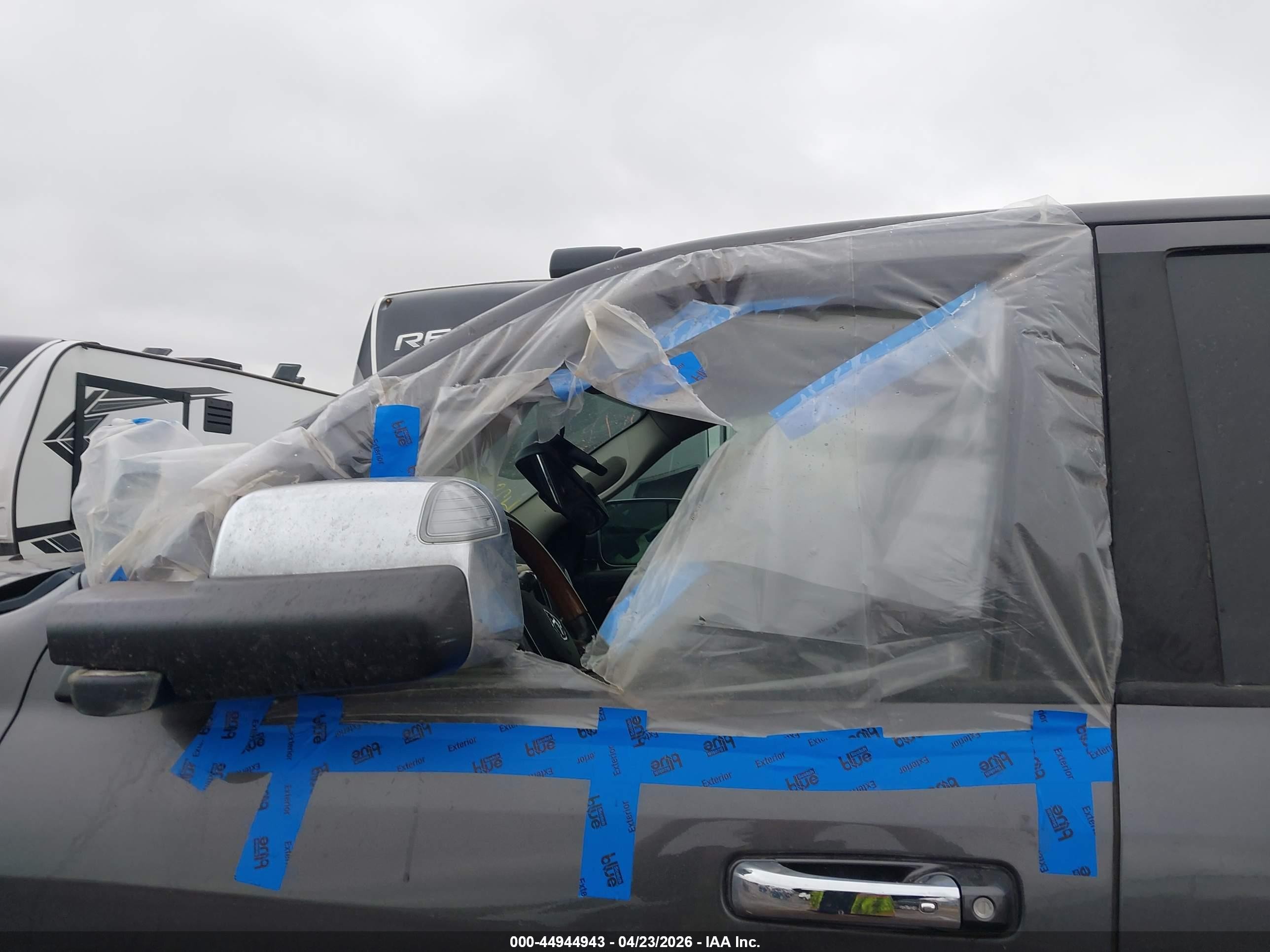 2015 Ram 2500 Longhorn Серый vin: 3C6UR5PLXFG695409
