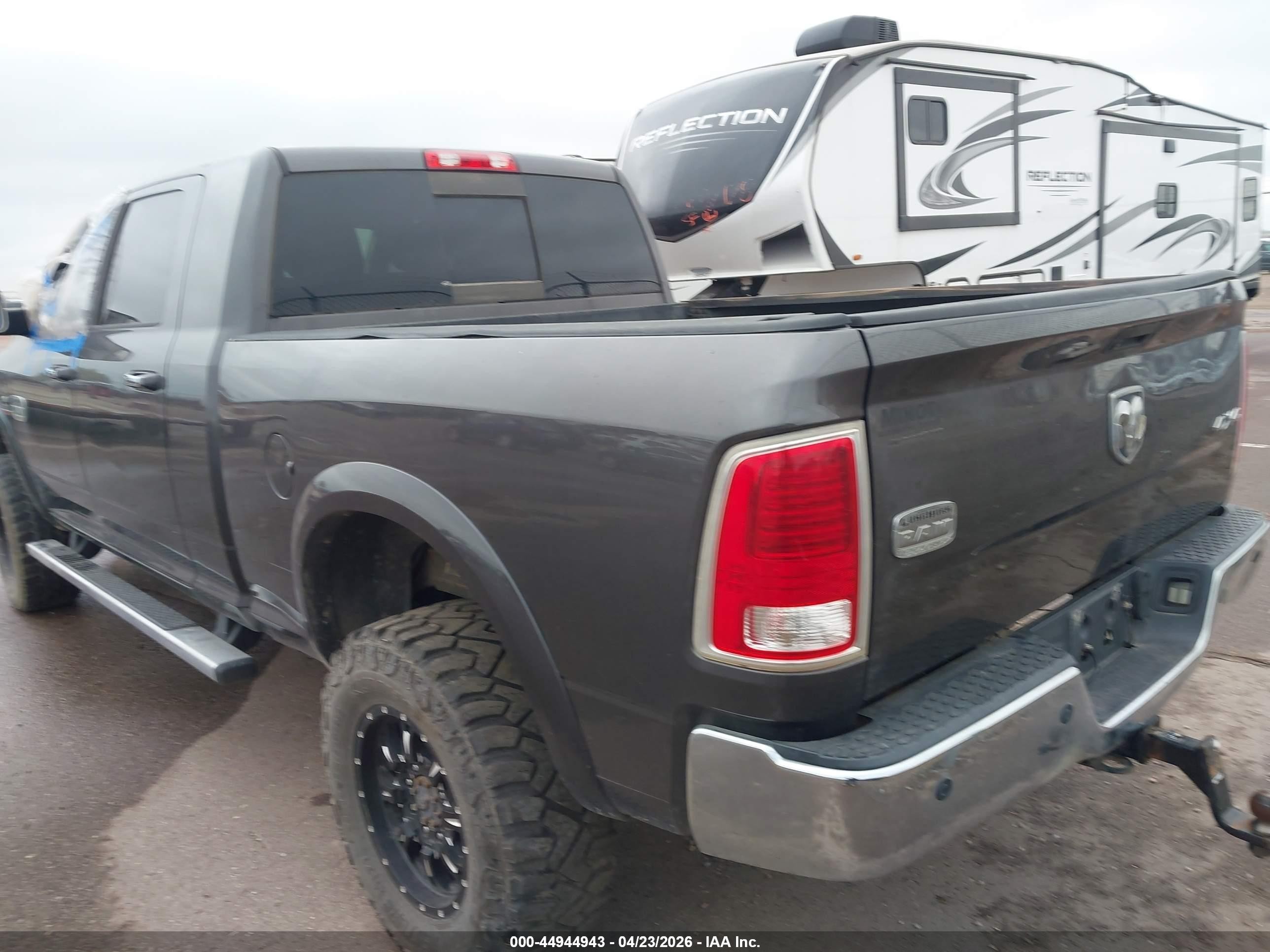 2015 Ram 2500 Longhorn Серый vin: 3C6UR5PLXFG695409