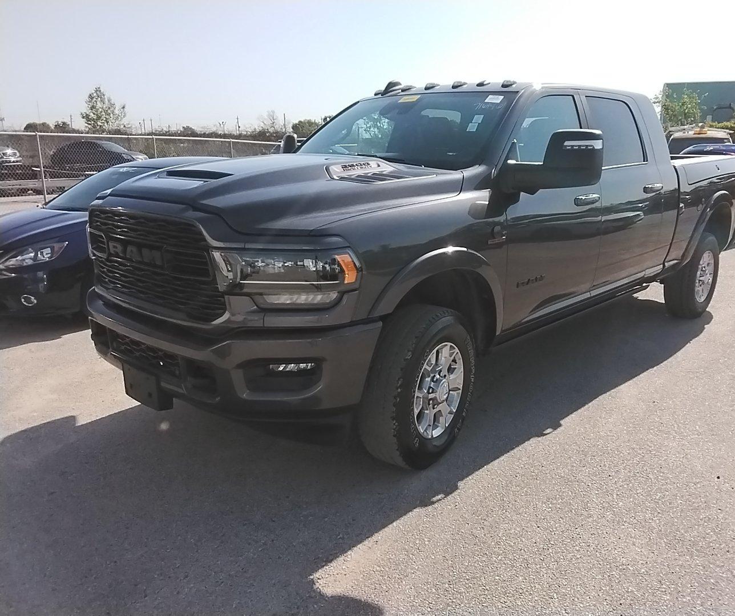 2024 Ram 2500 Limited  4x4 6'4 Box vin: 3C6UR5TL3RG163879