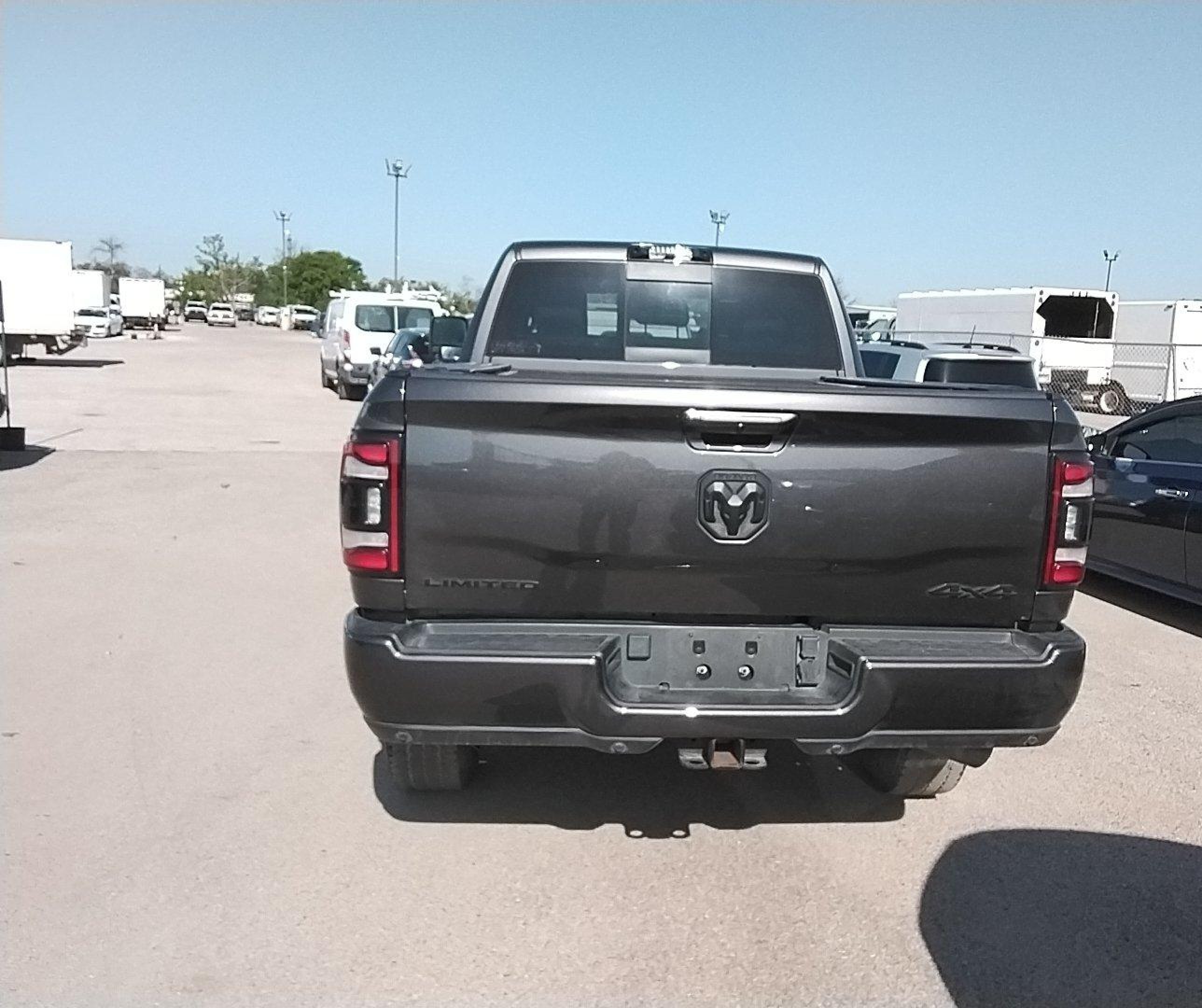2024 Ram 2500 Limited  4x4 6'4 Box vin: 3C6UR5TL3RG163879