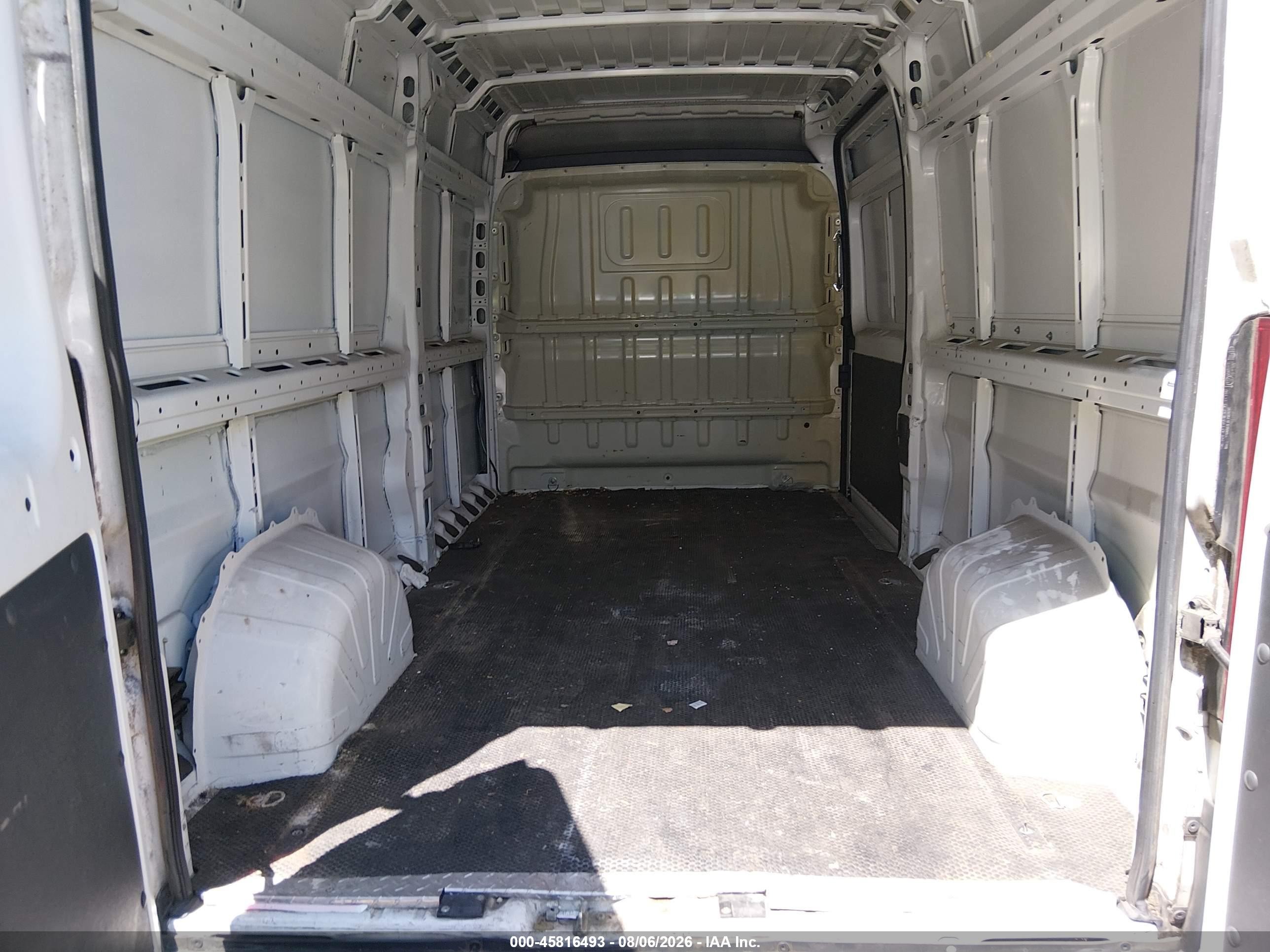 2014 Ram Promaster 3500 High Roof Белый vin: 3C6URVHD0EE122746