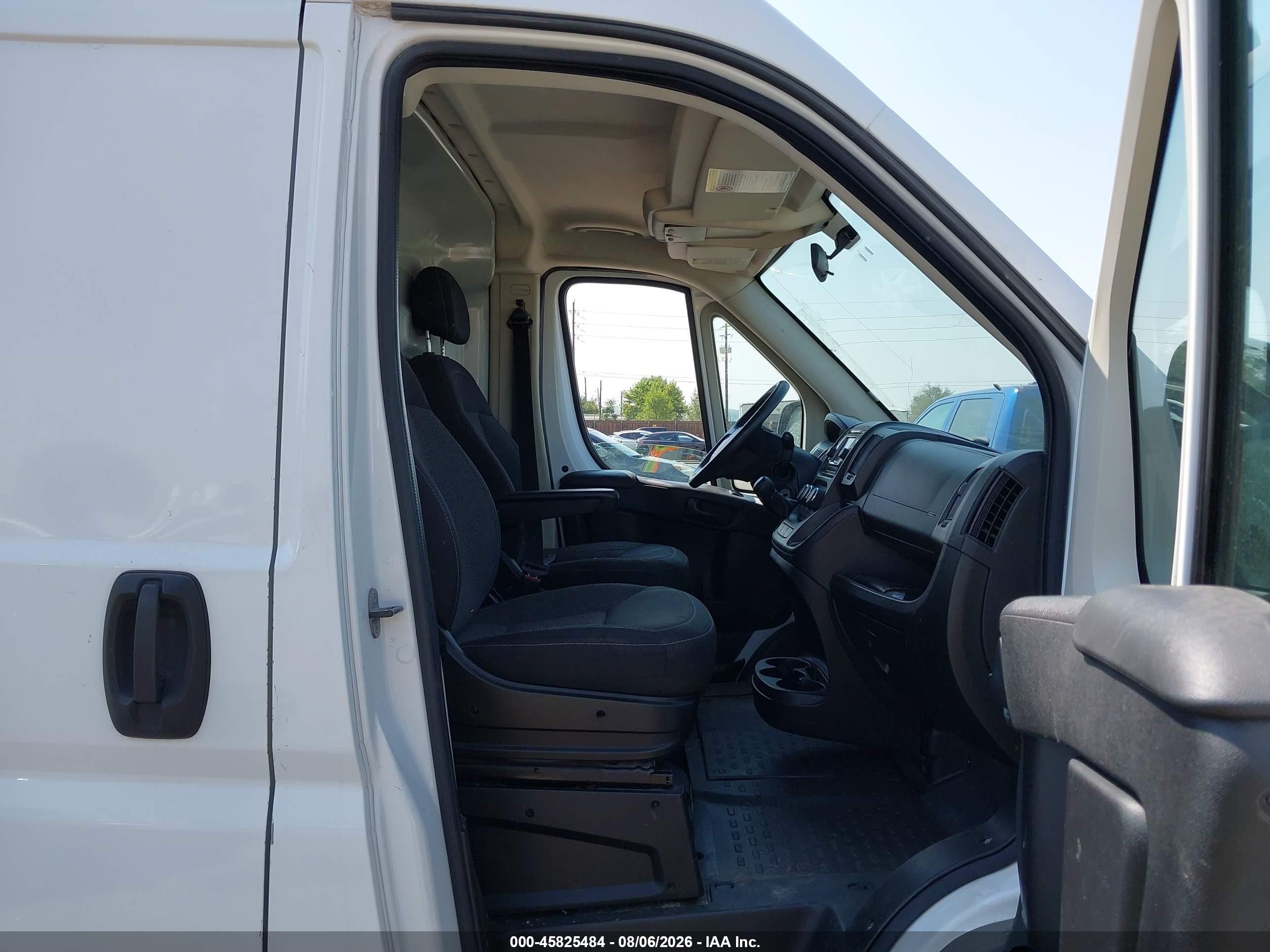 2015 Ram Promaster 3500 High Roof Белый vin: 3C6URVHD9FE510480