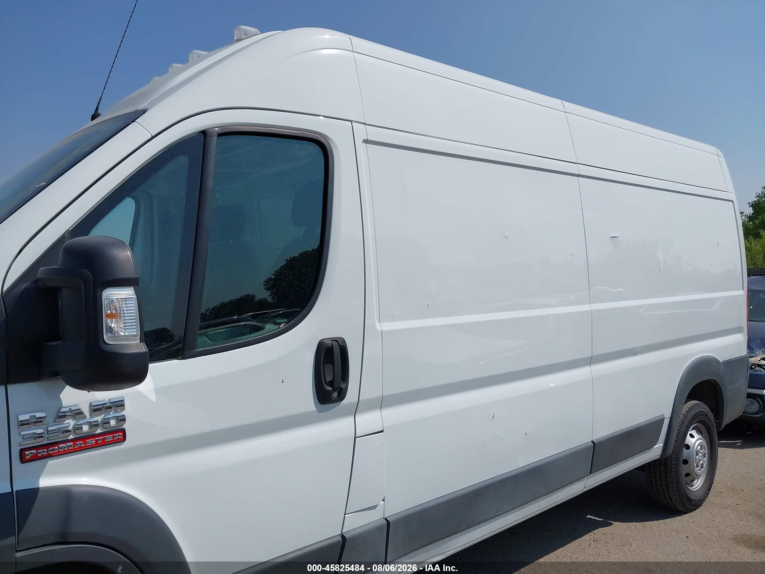 2015 Ram Promaster 3500 High Roof Белый vin: 3C6URVHD9FE510480